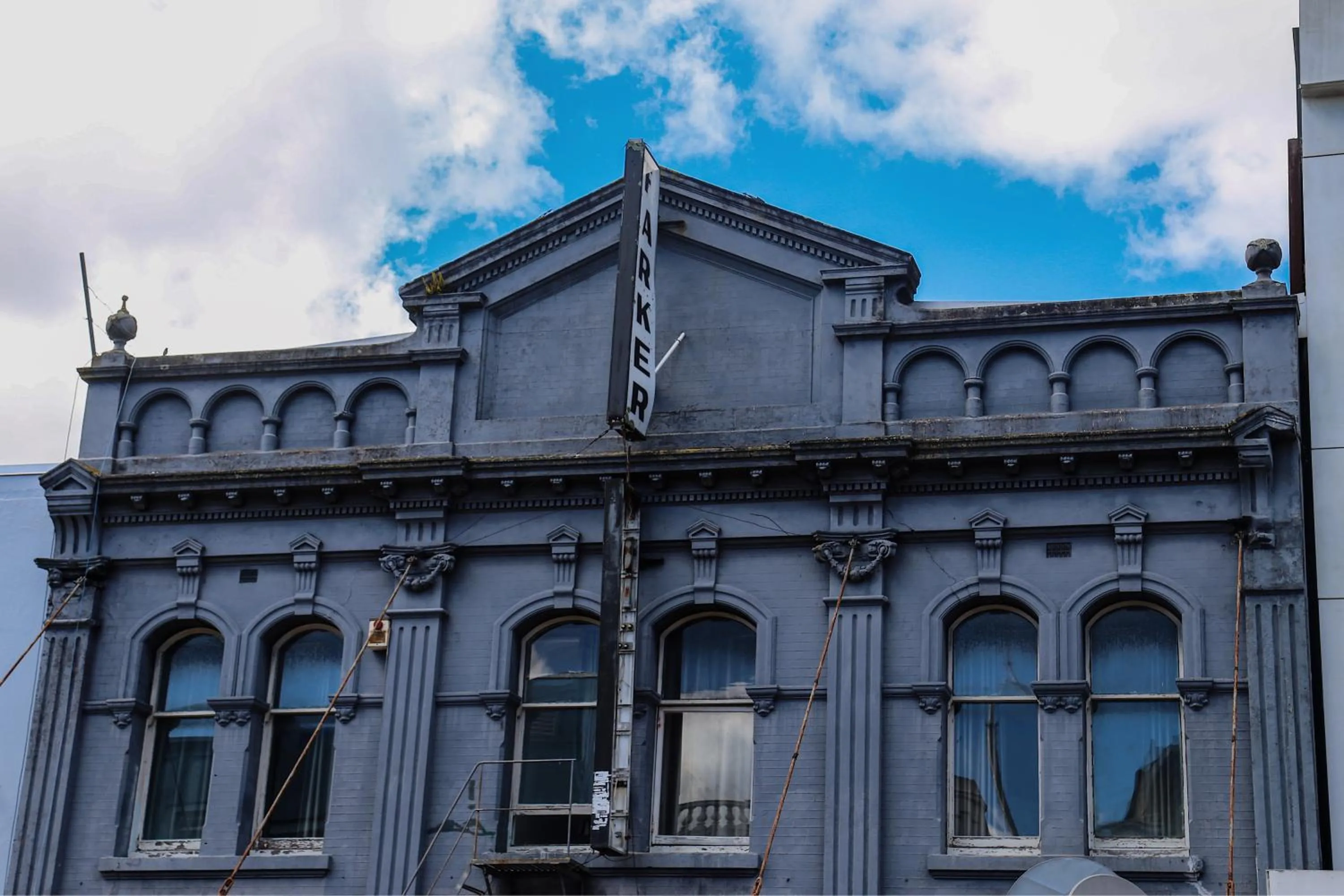 Facade/entrance in K Road City Travellers