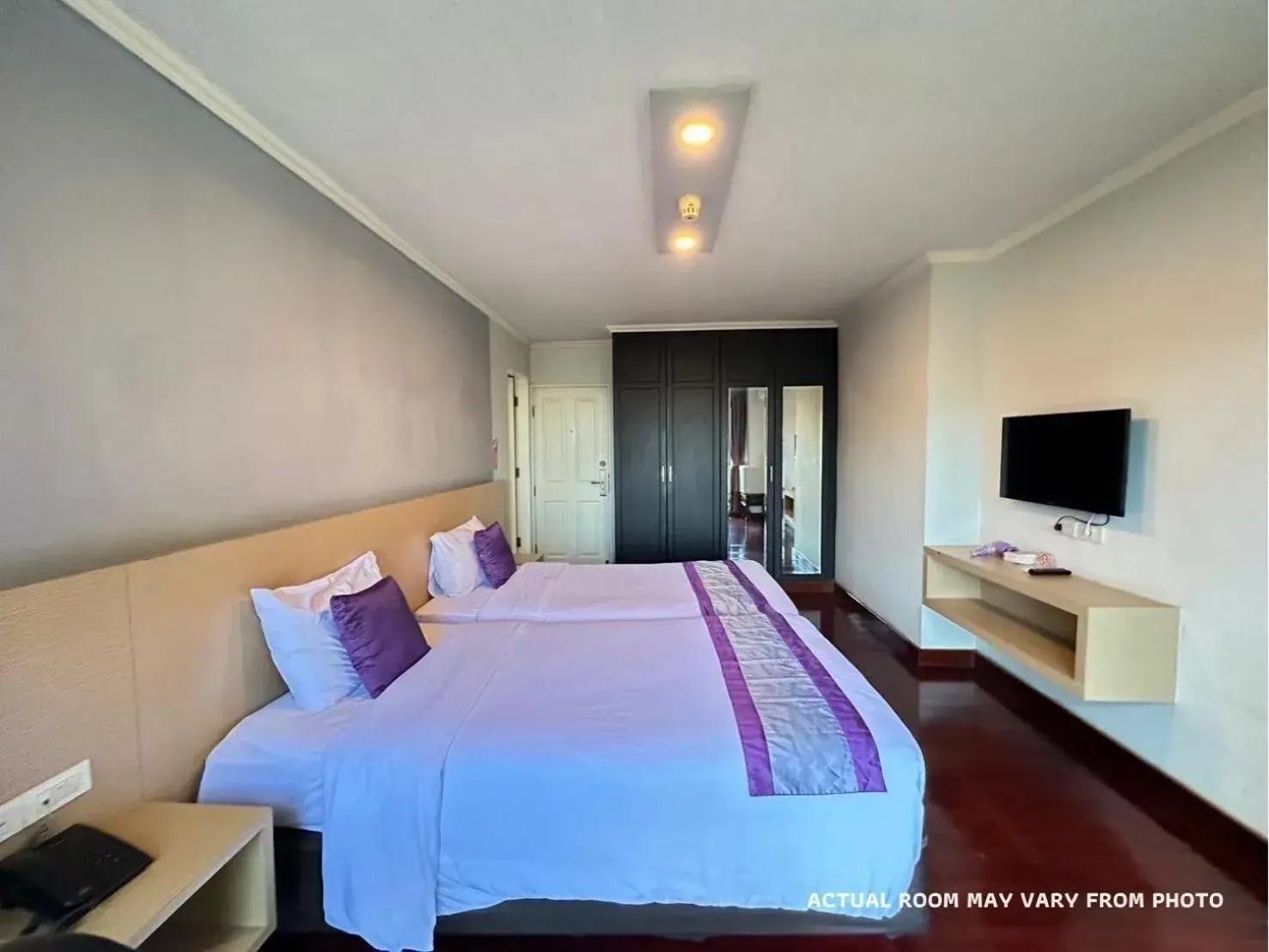 Superior Twin Room in The Step Sathon Superior Twin Room in The Step Sathon