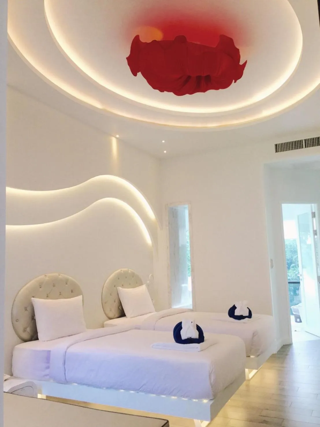 Bedroom, Bed in Avatara Resort