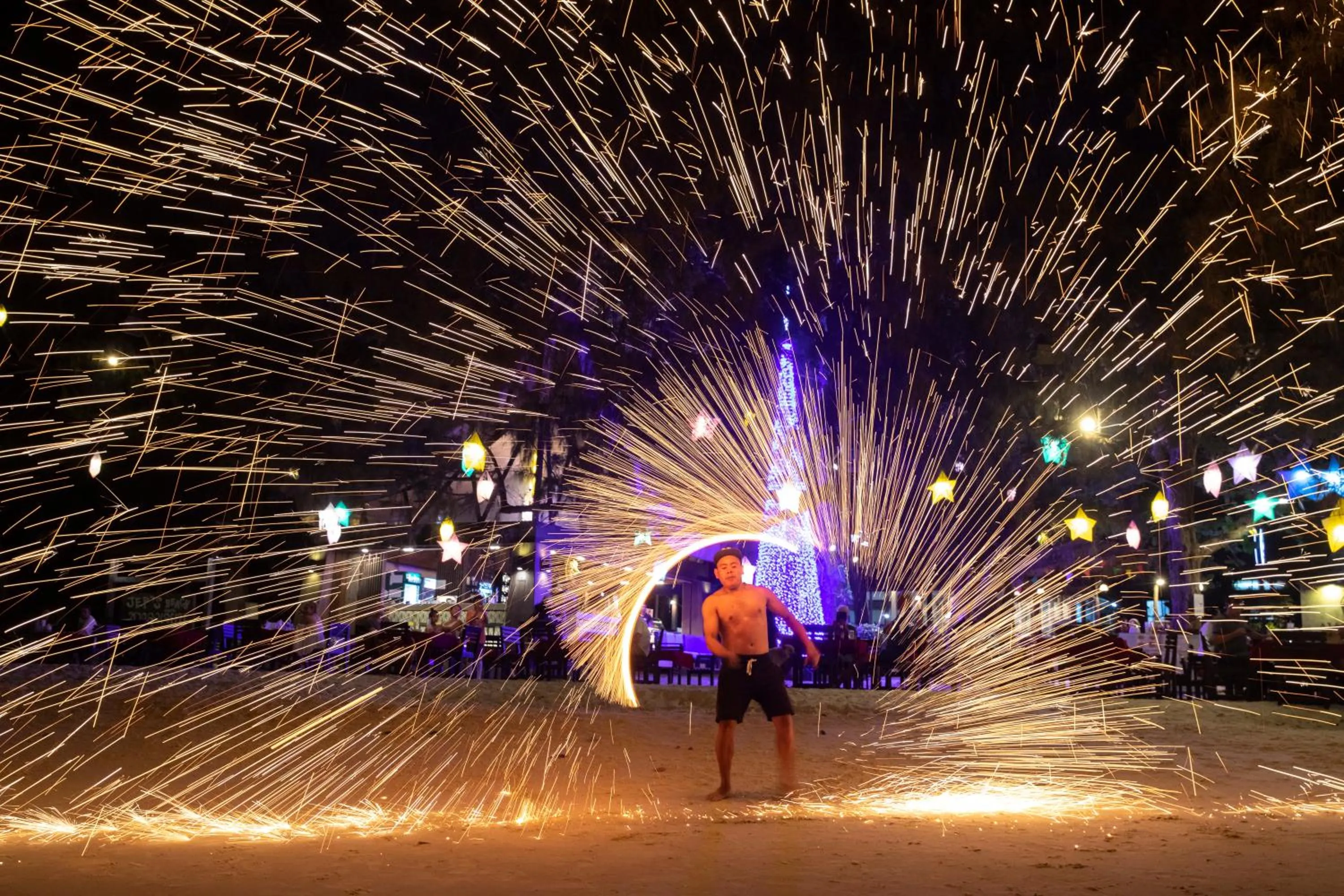 Evening entertainment in Avatara Resort