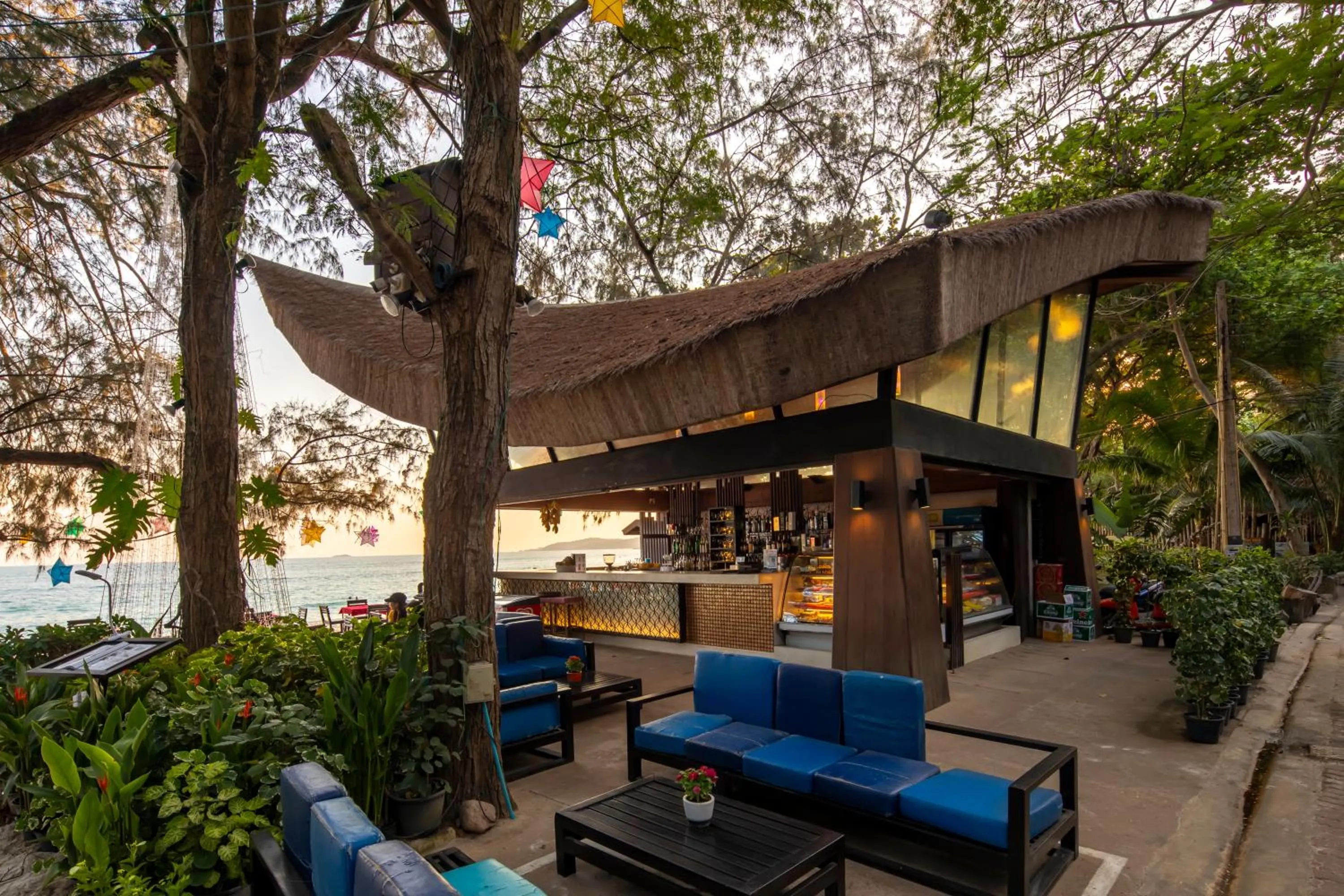 Lounge or bar in Avatara Resort