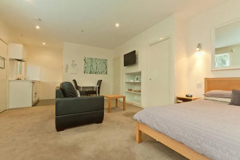 Living room, Bed in Sixty Two On Grey Serviced Apartments