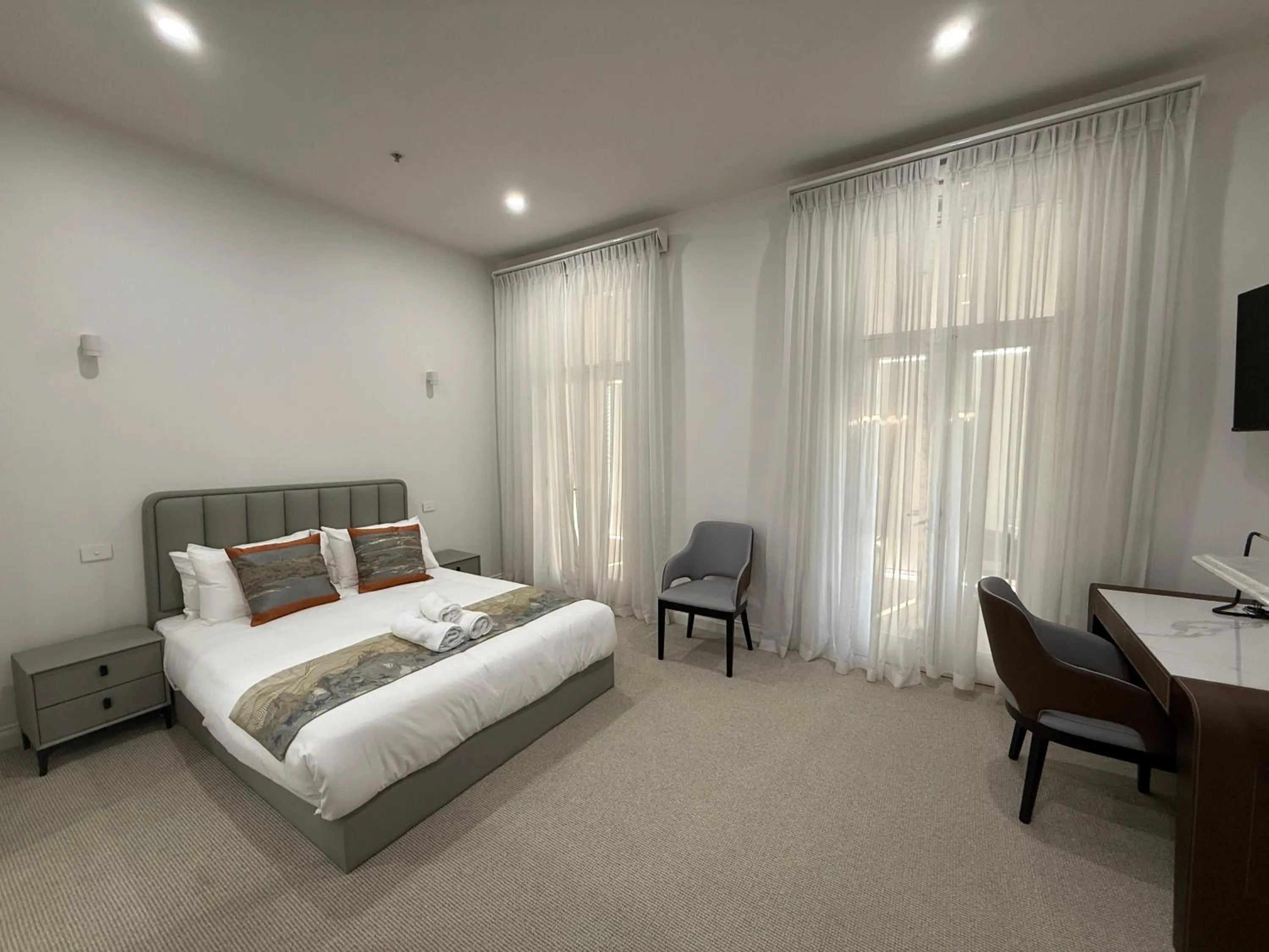 Bed in Sixty Two On Grey Serviced Apartments