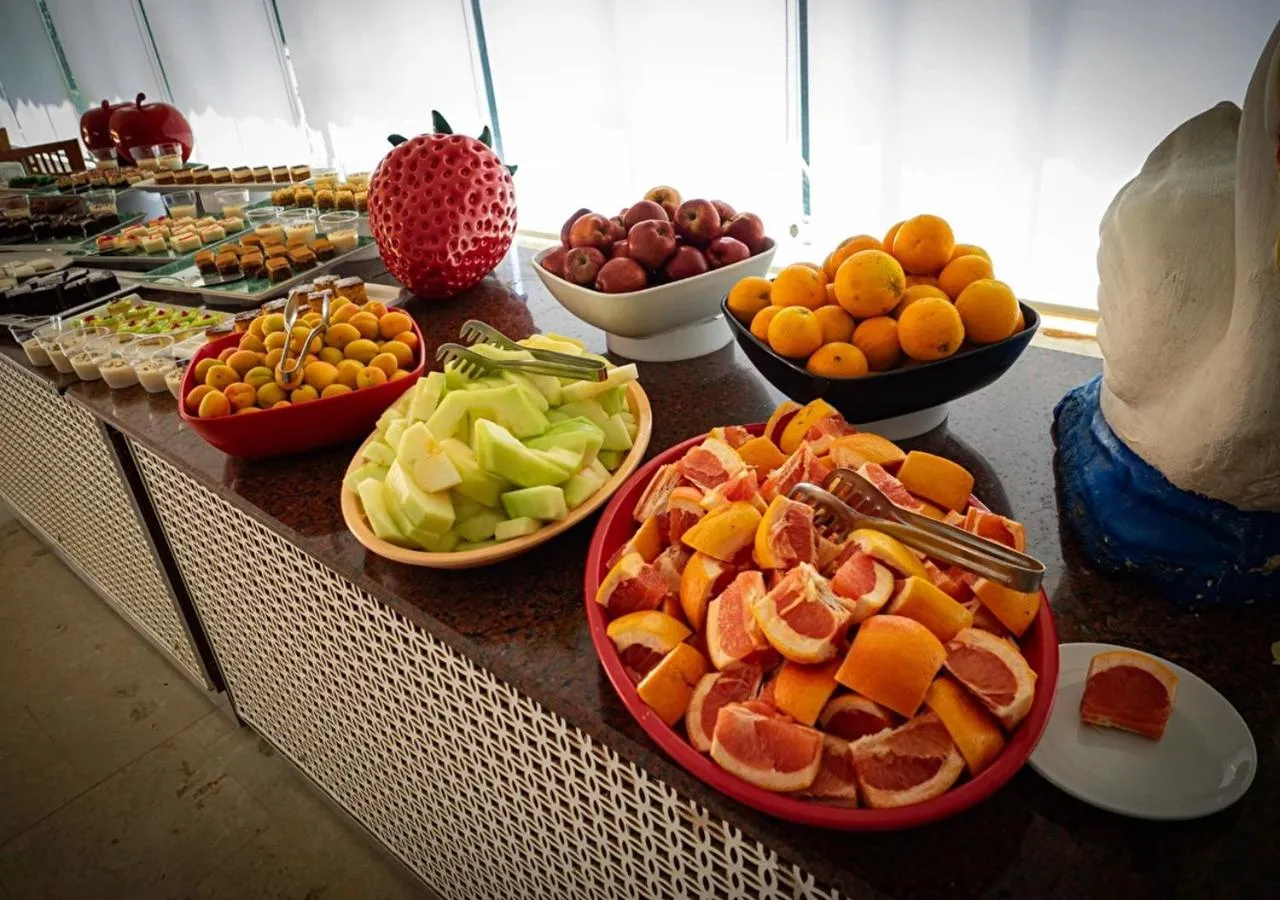 Food and drinks in Valeri Beach Hotel - All Inclusive