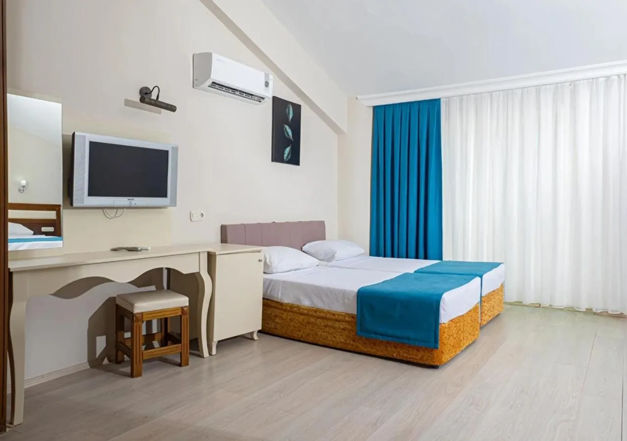 Communal lounge/ TV room, Bed in Valeri Beach Hotel - All Inclusive