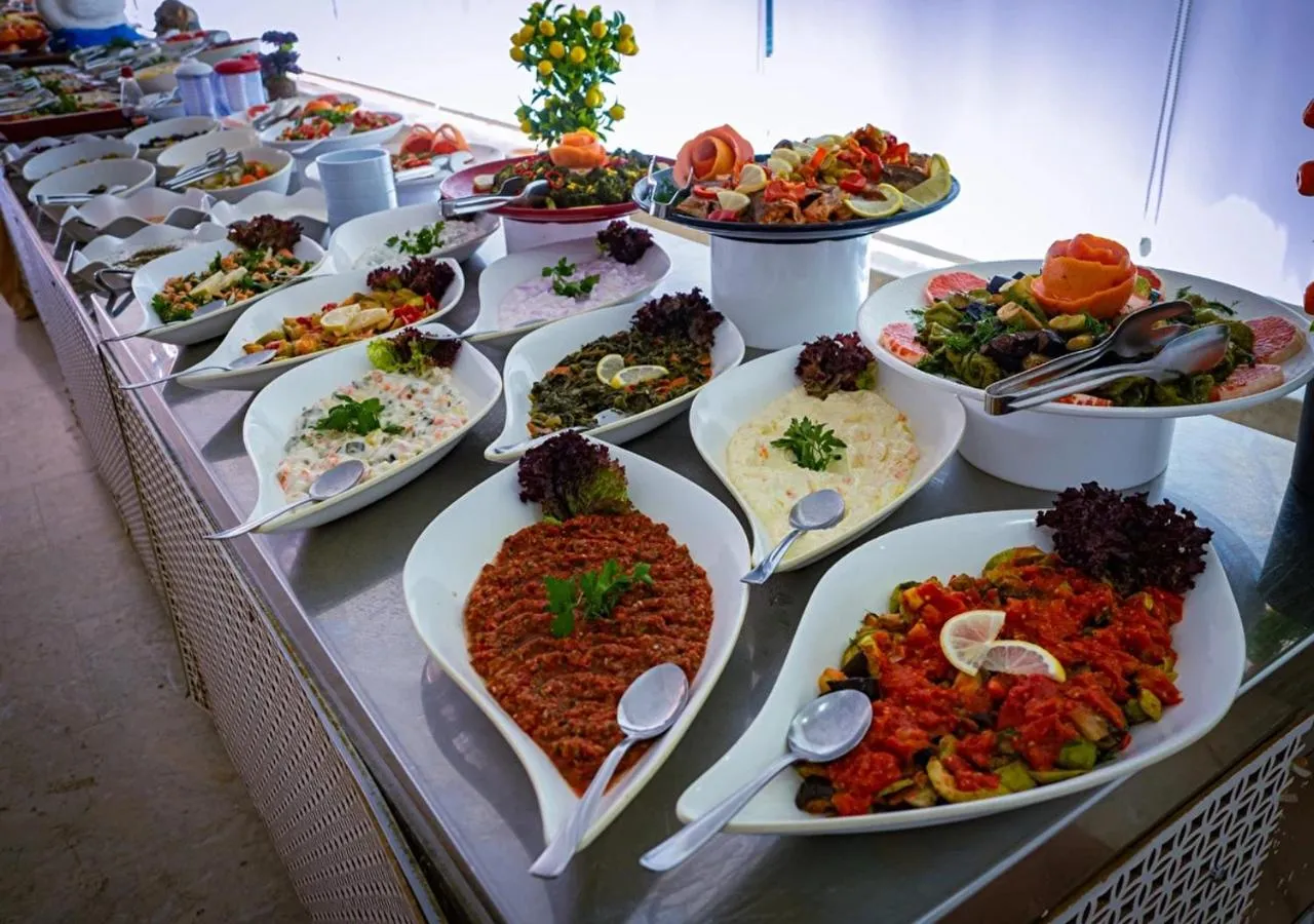 Food and drinks in Valeri Beach Hotel - All Inclusive