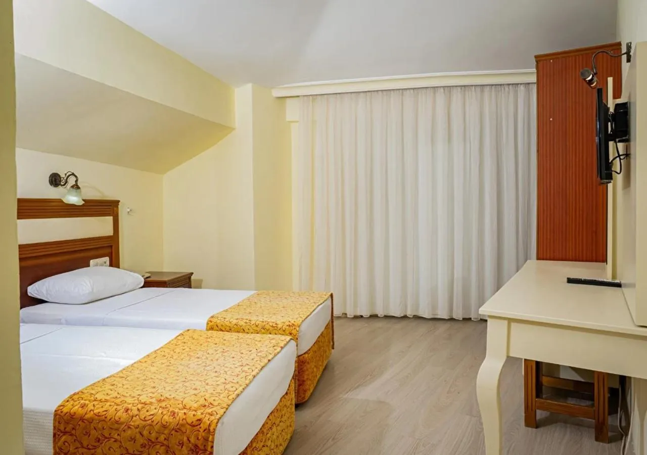 TV and multimedia, Bed in Valeri Beach Hotel - All Inclusive