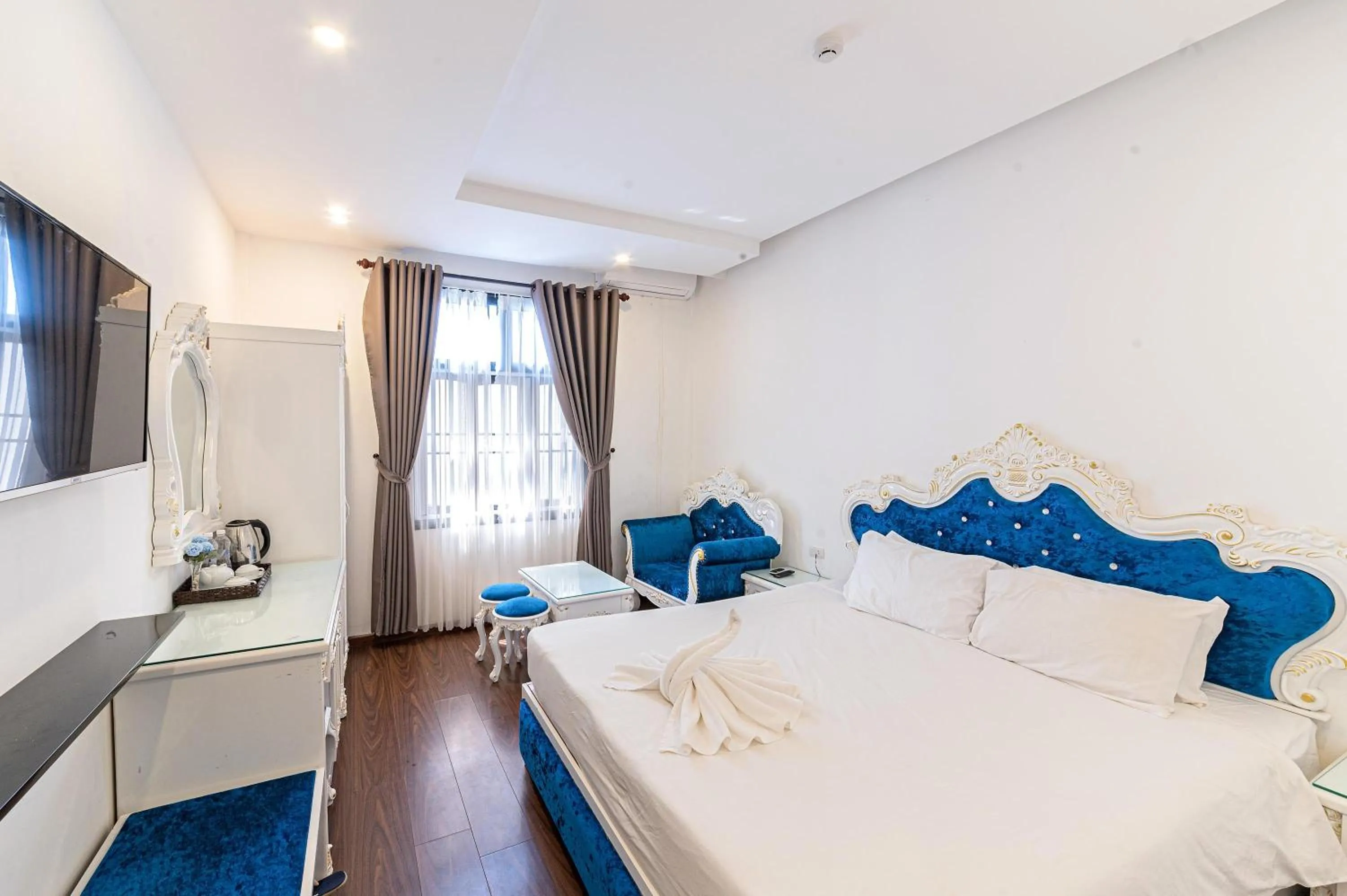 Bedroom, Bed in Nostalgia Hotel and Spa