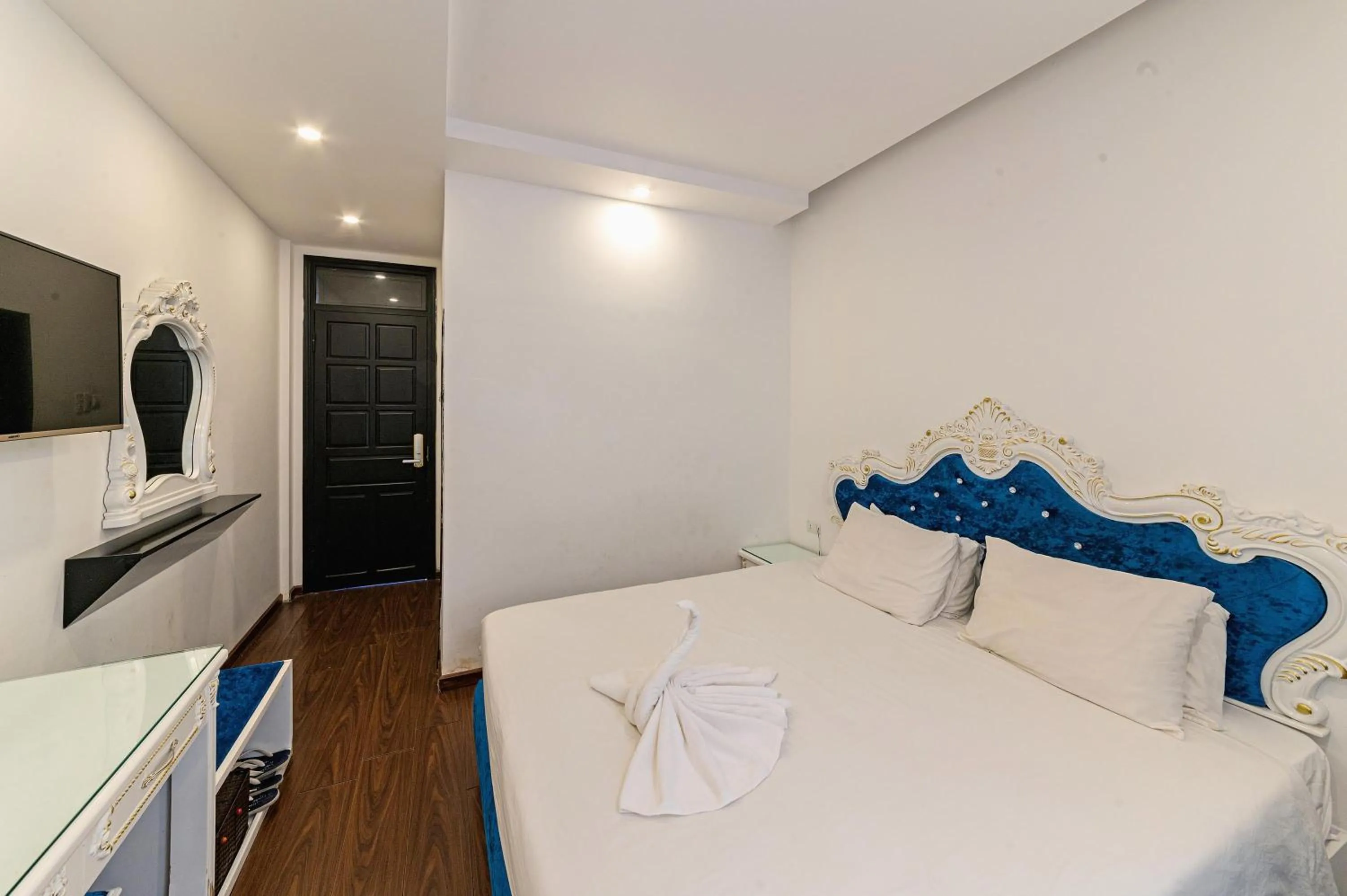 Bed in Nostalgia Hotel and Spa