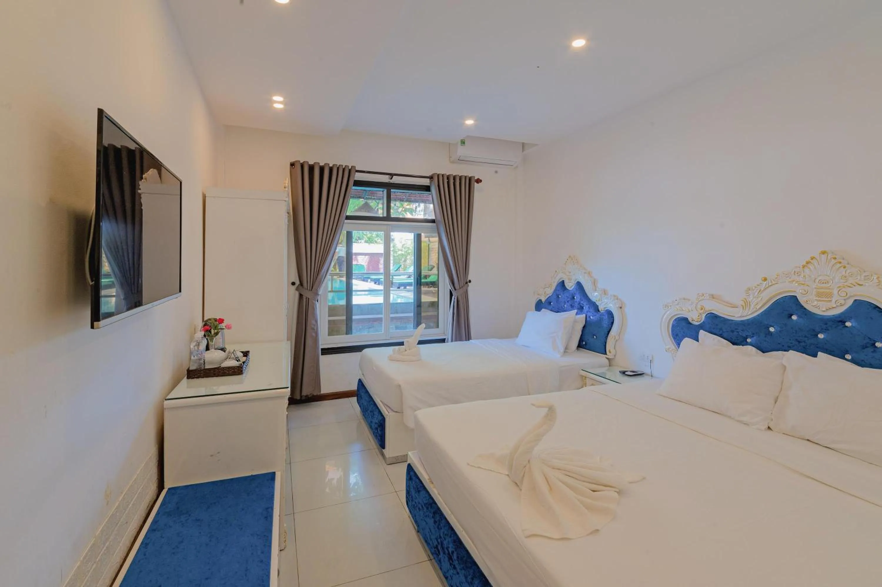 Bedroom, Bed in Nostalgia Hotel and Spa