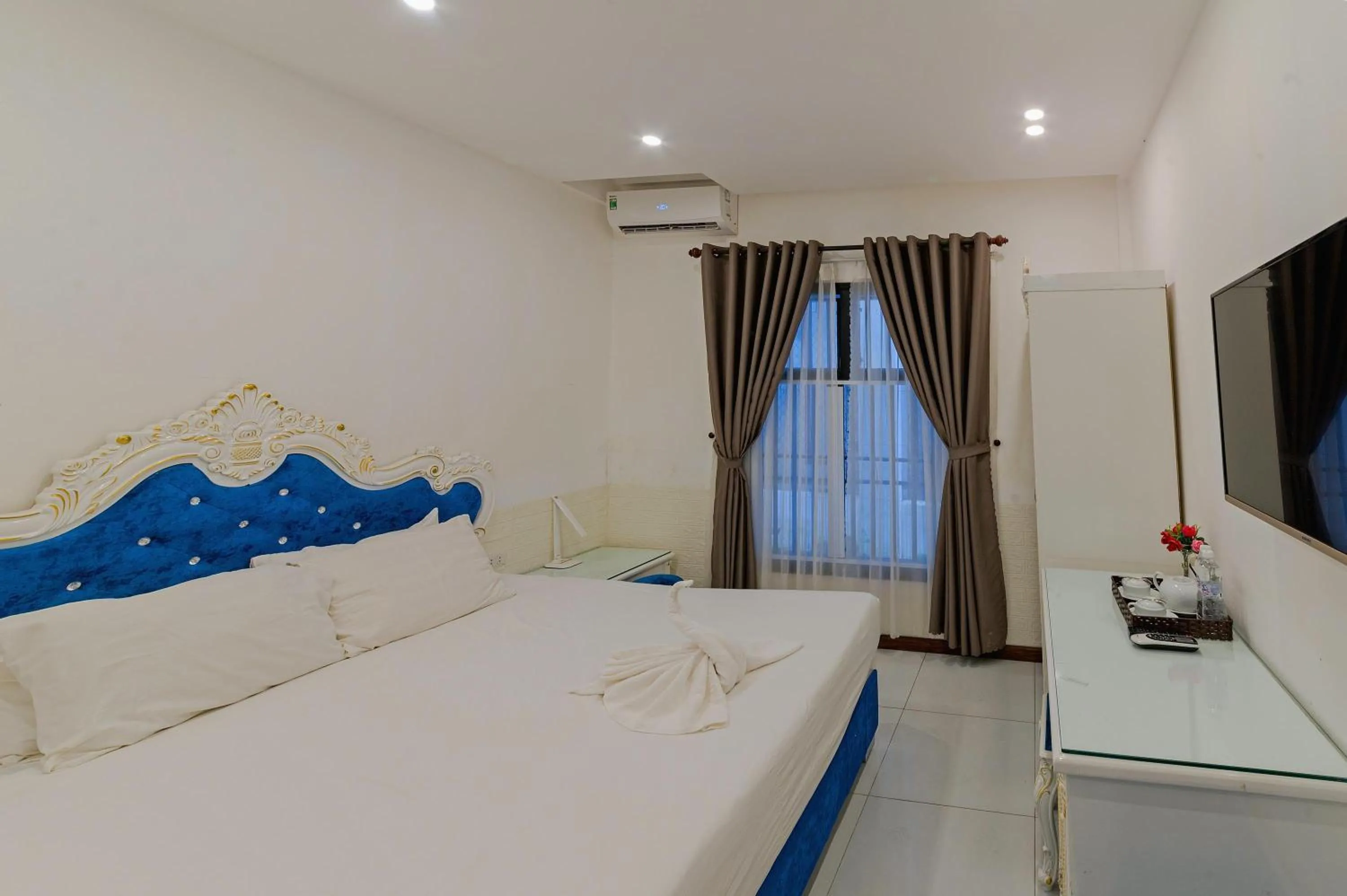 Bedroom, Bed in Nostalgia Hotel and Spa