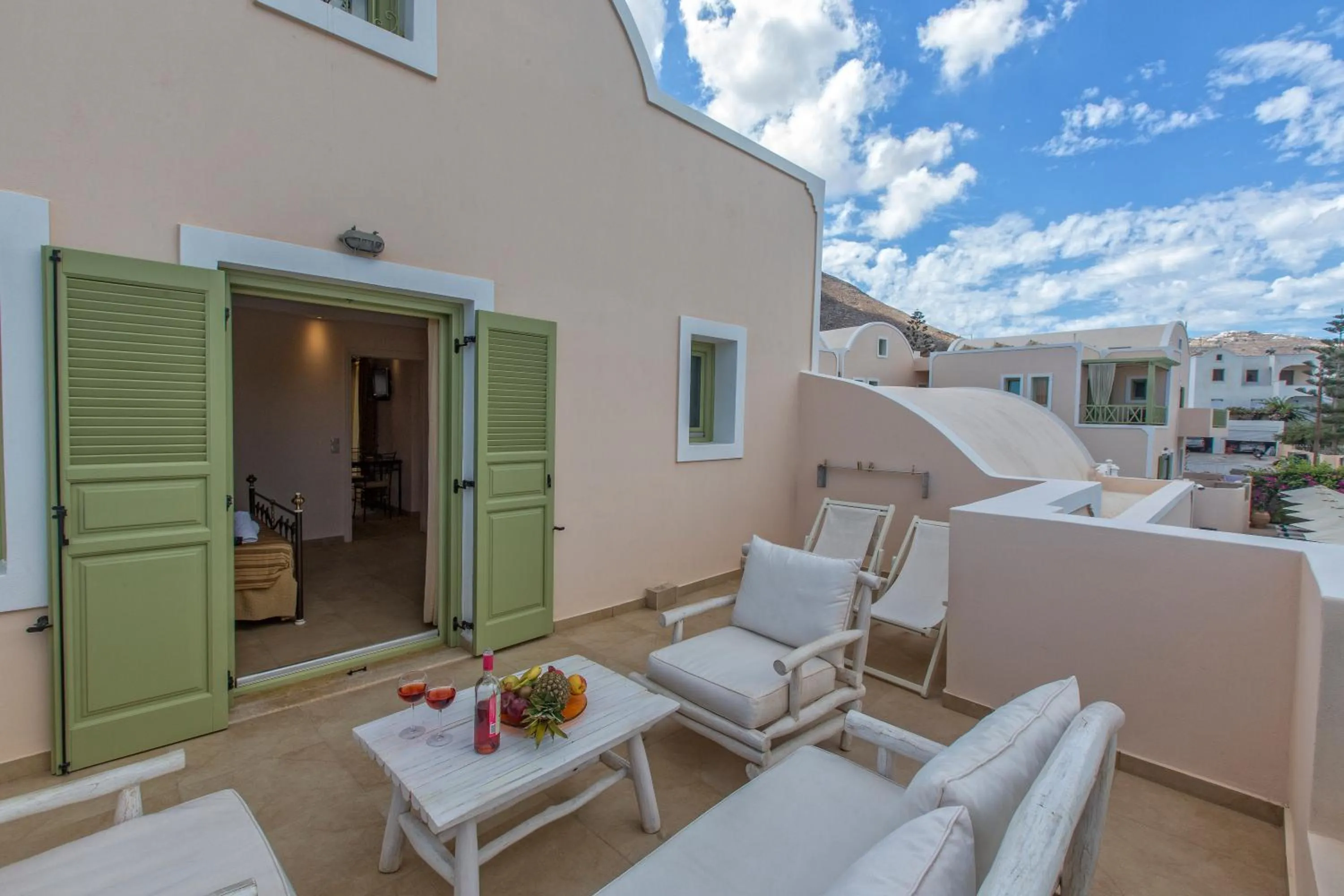 Anassa Deluxe Suites