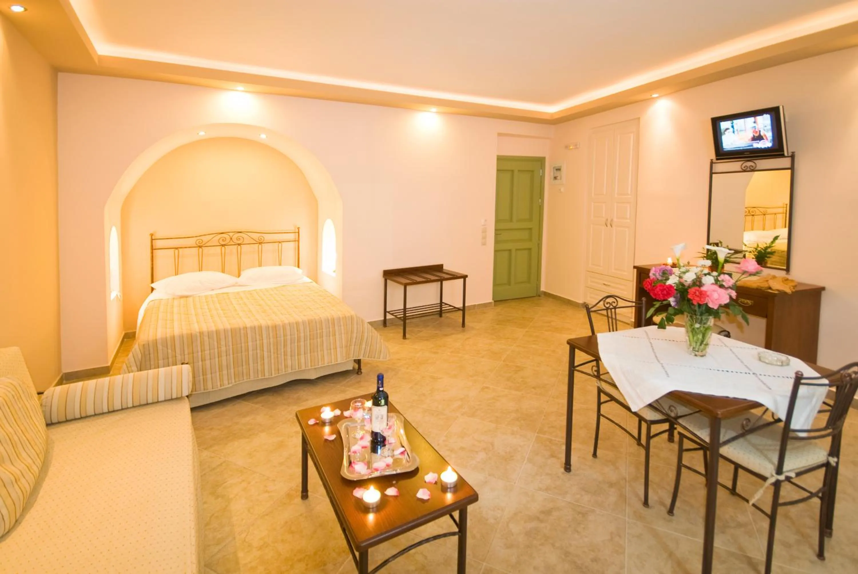 Photo of the whole room in Anassa Deluxe Suites