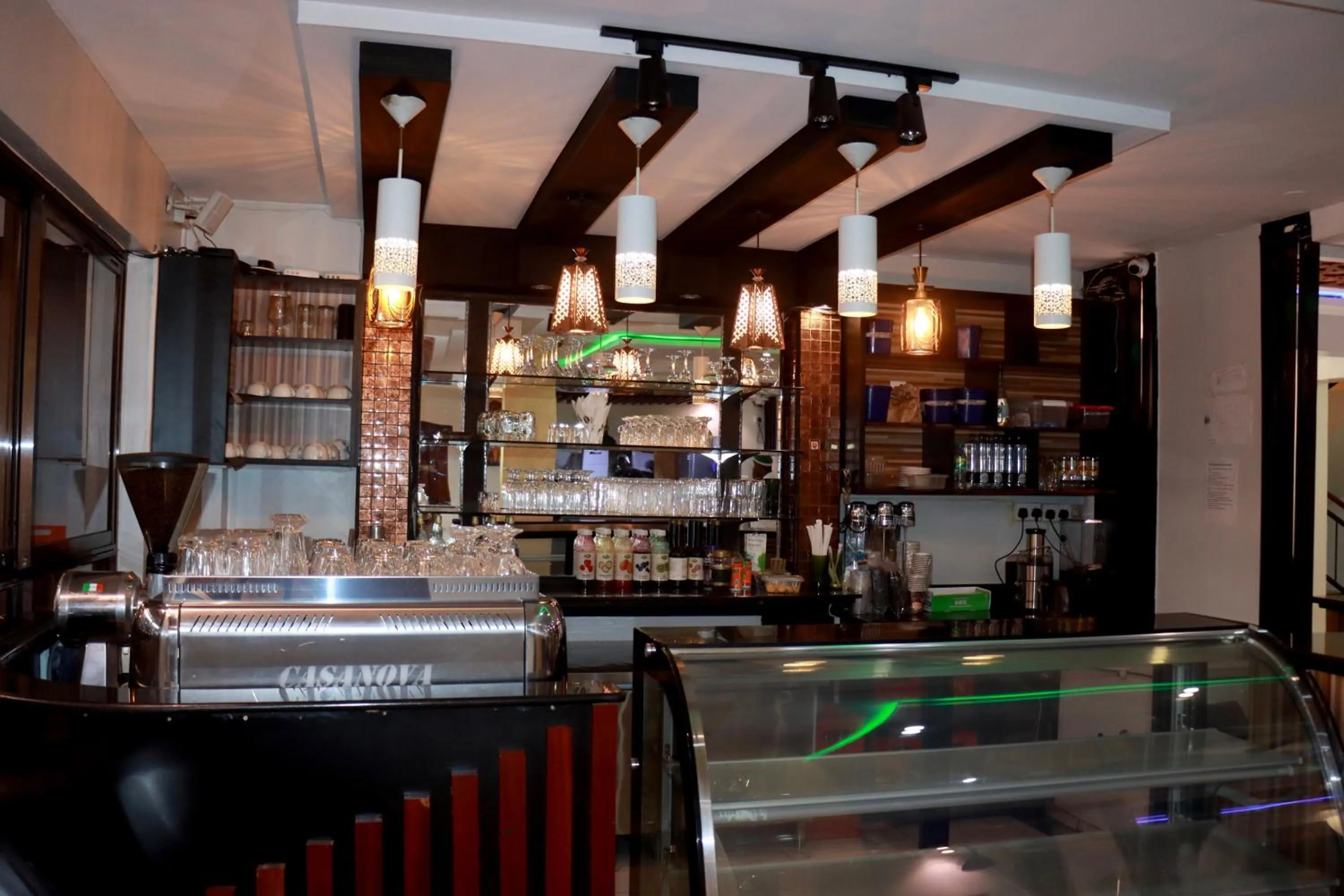 Restaurant/places to eat in Melili Hotel