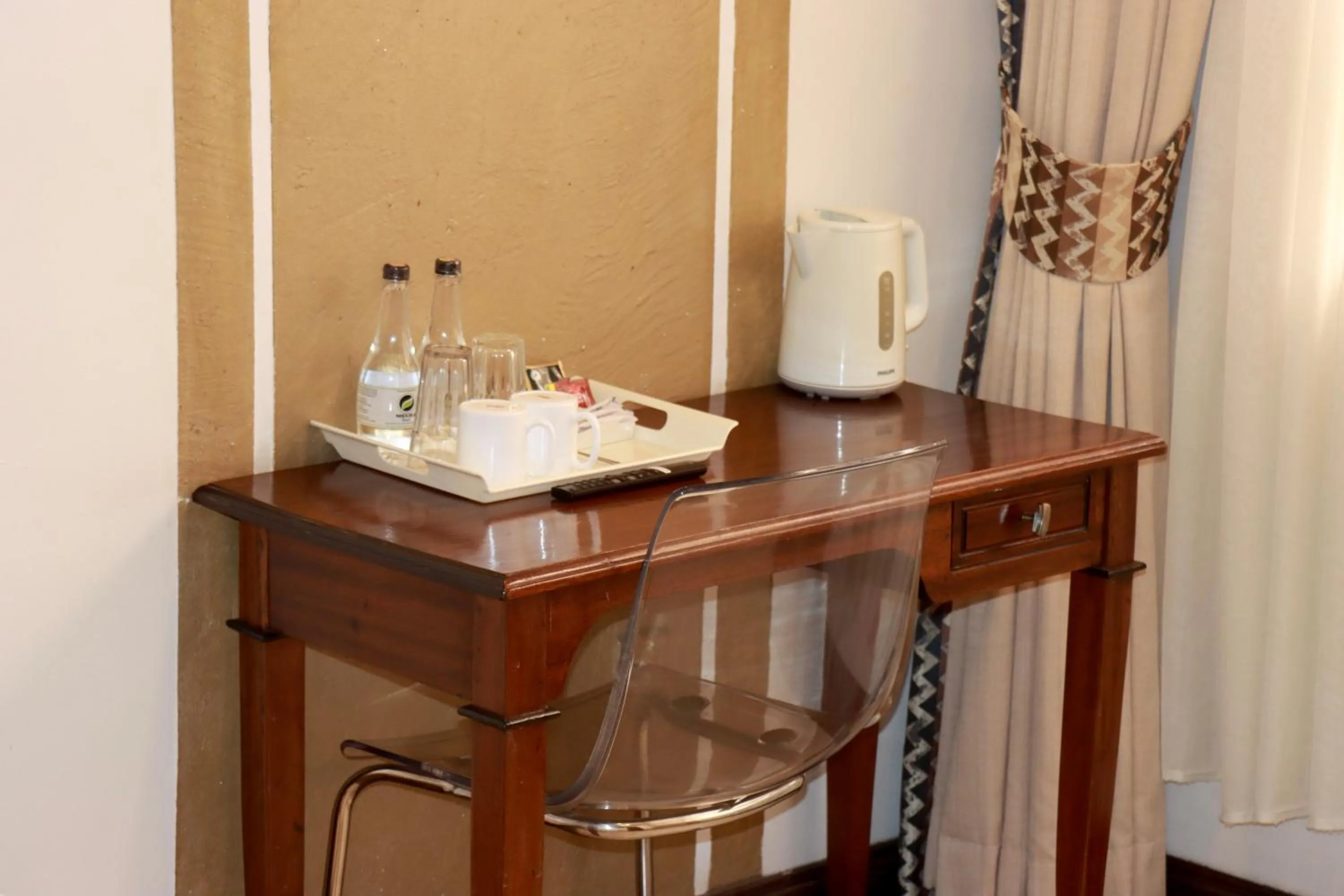 room service in Melili Hotel