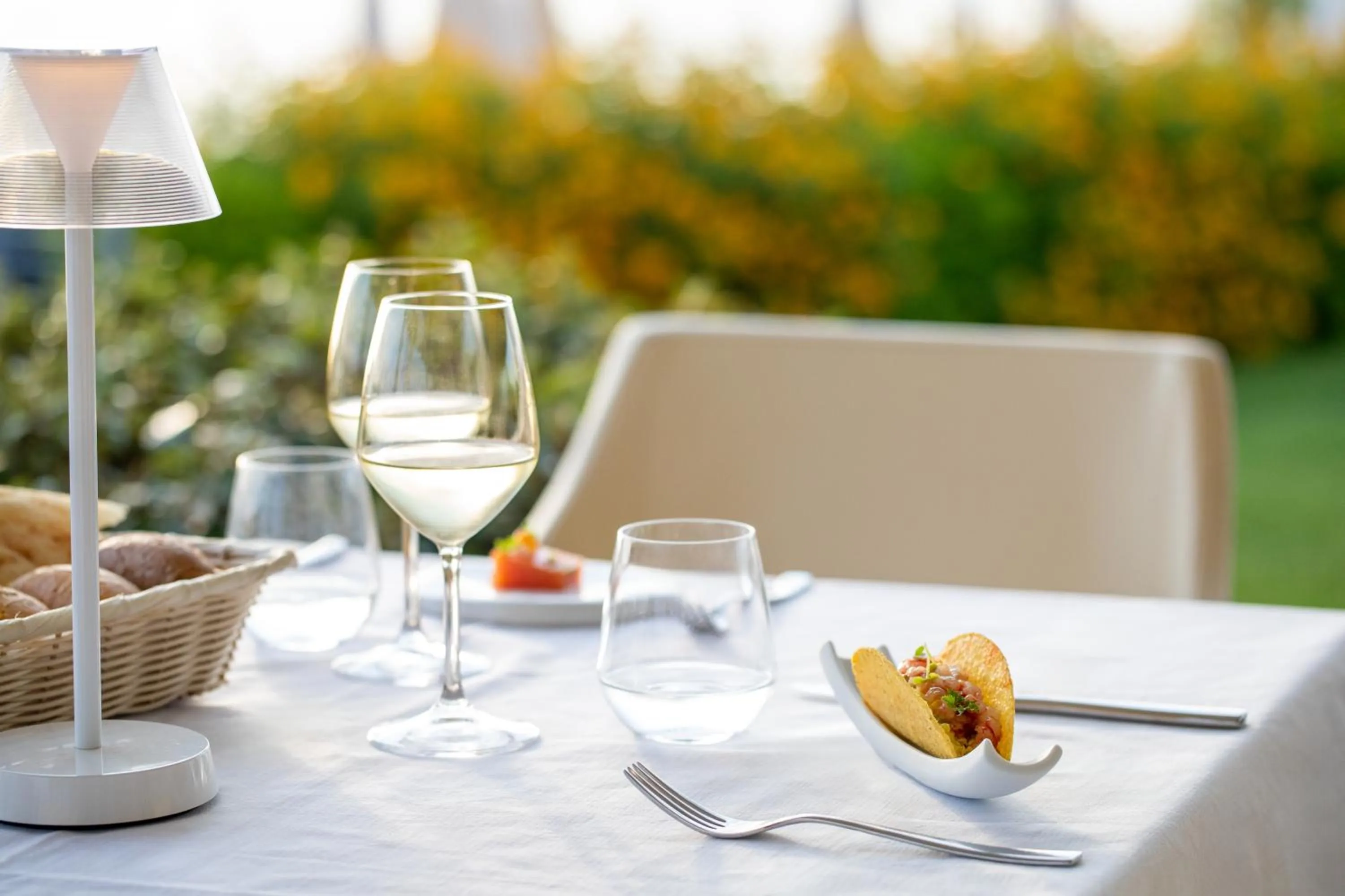 Restaurant/places to eat in Hotel Corte Rosada Affiliated by Melia