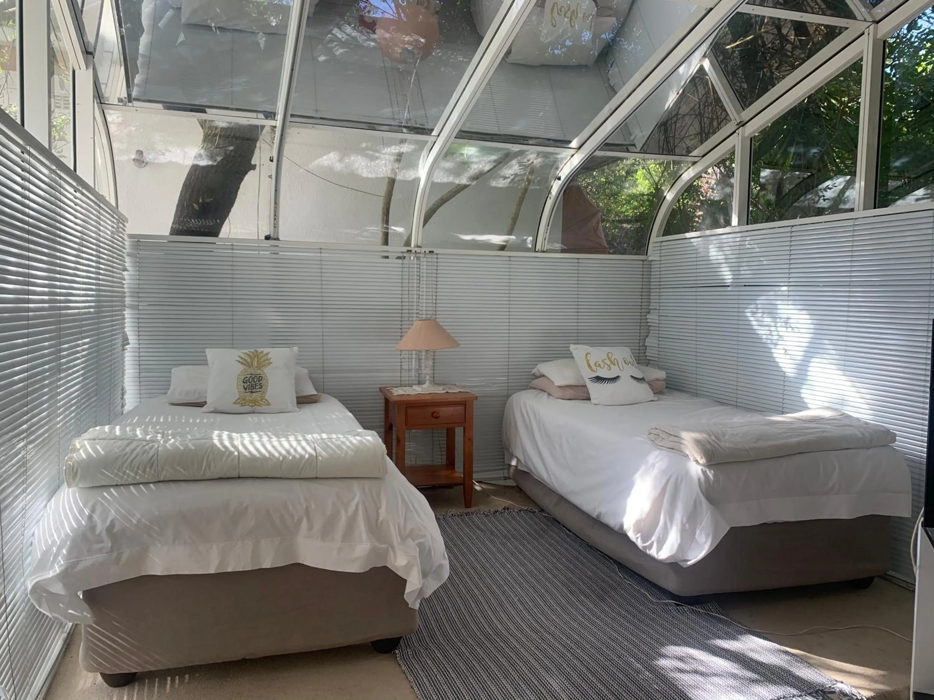 Bed in The Little Hideaway Guesthouse