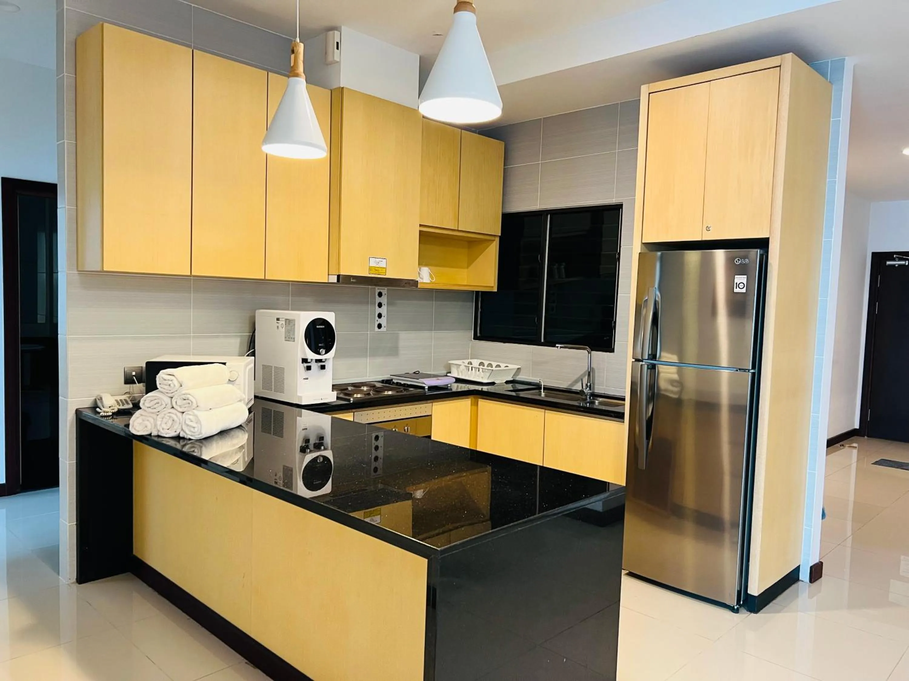Kitchen or kitchenette in Imperial Grand Suite Apartment Kuching