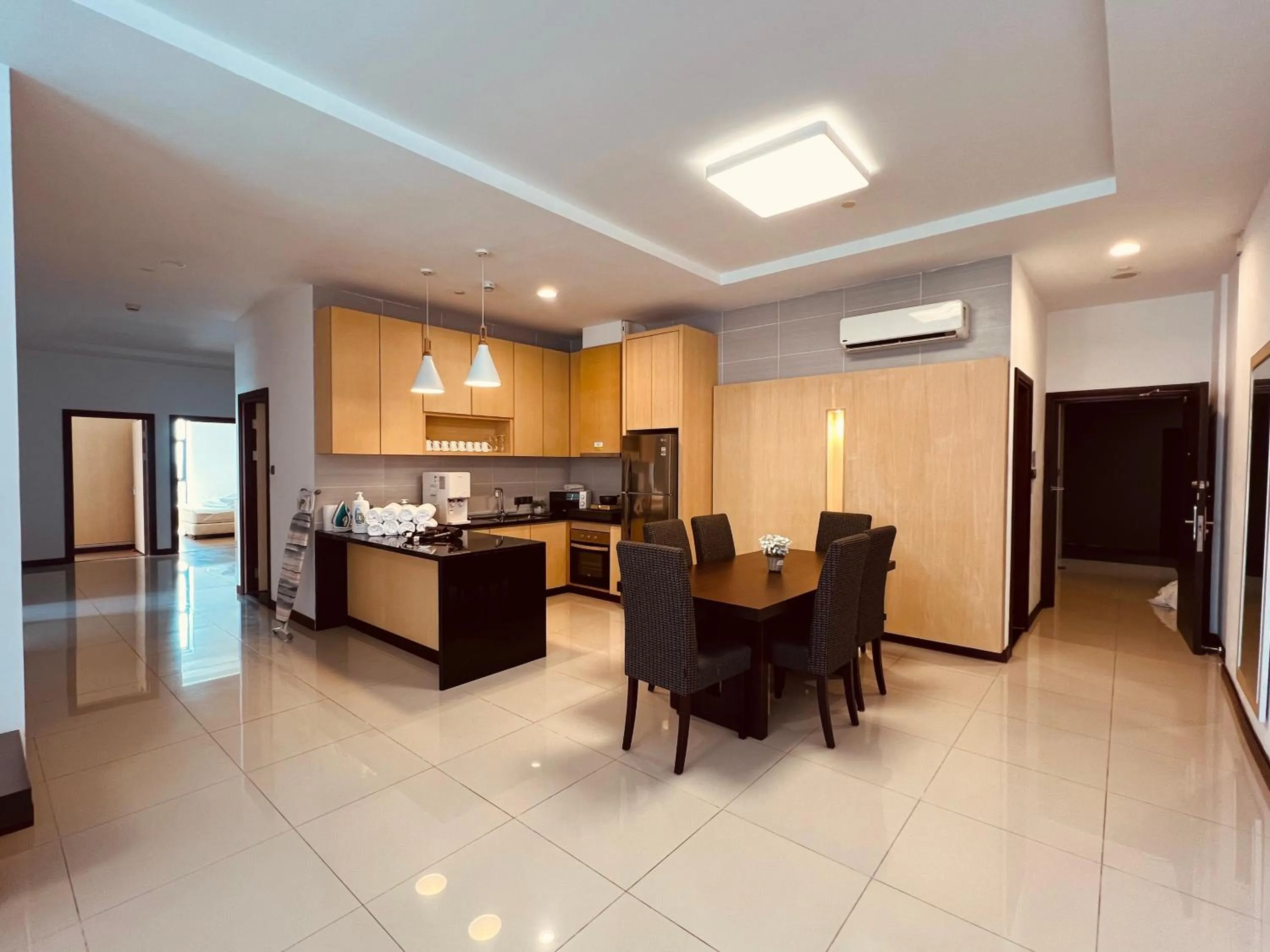 Kitchen or kitchenette in Imperial Grand Suite Apartment Kuching