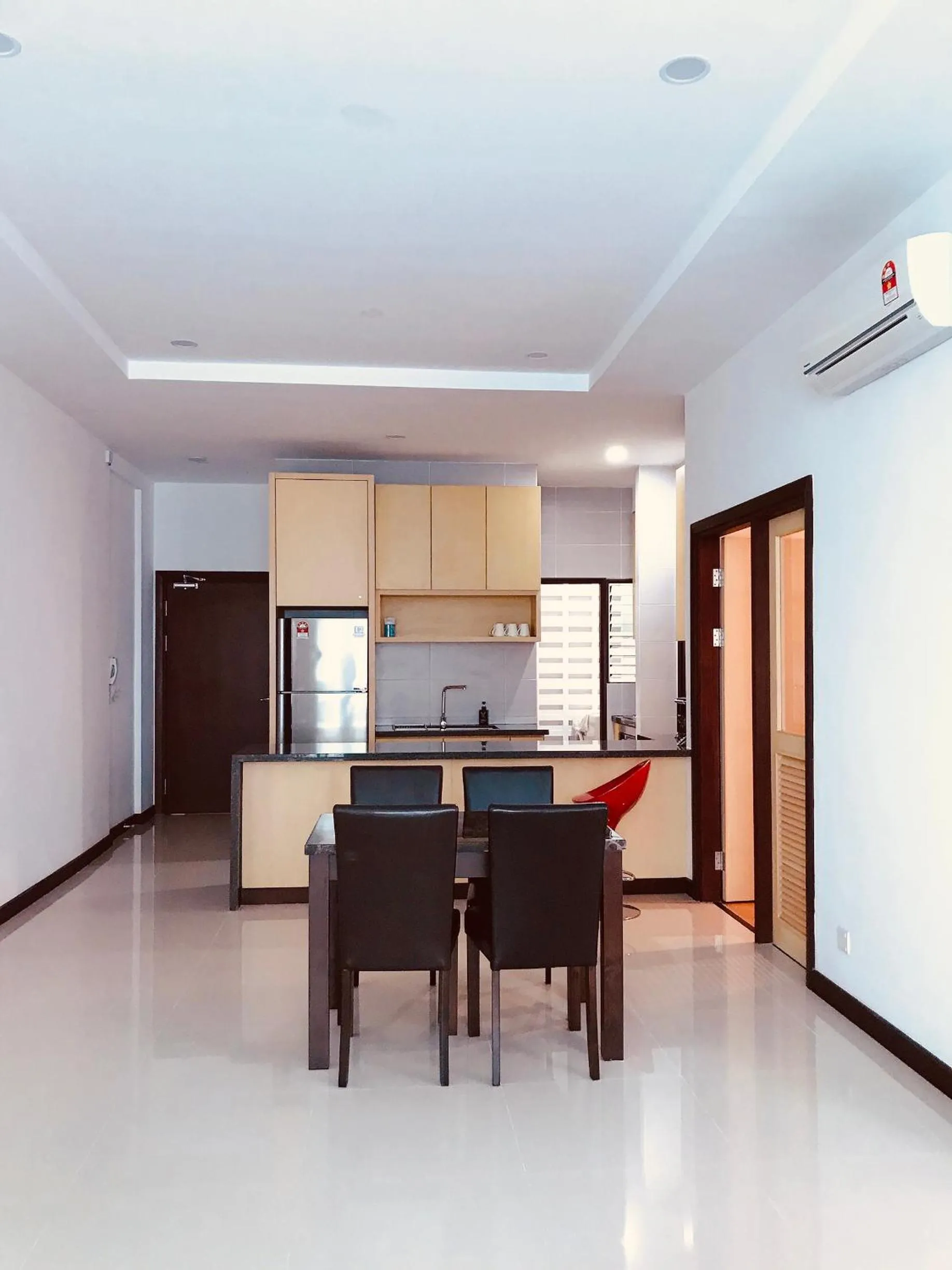 Kitchen or kitchenette in Imperial Grand Suite Apartment Kuching