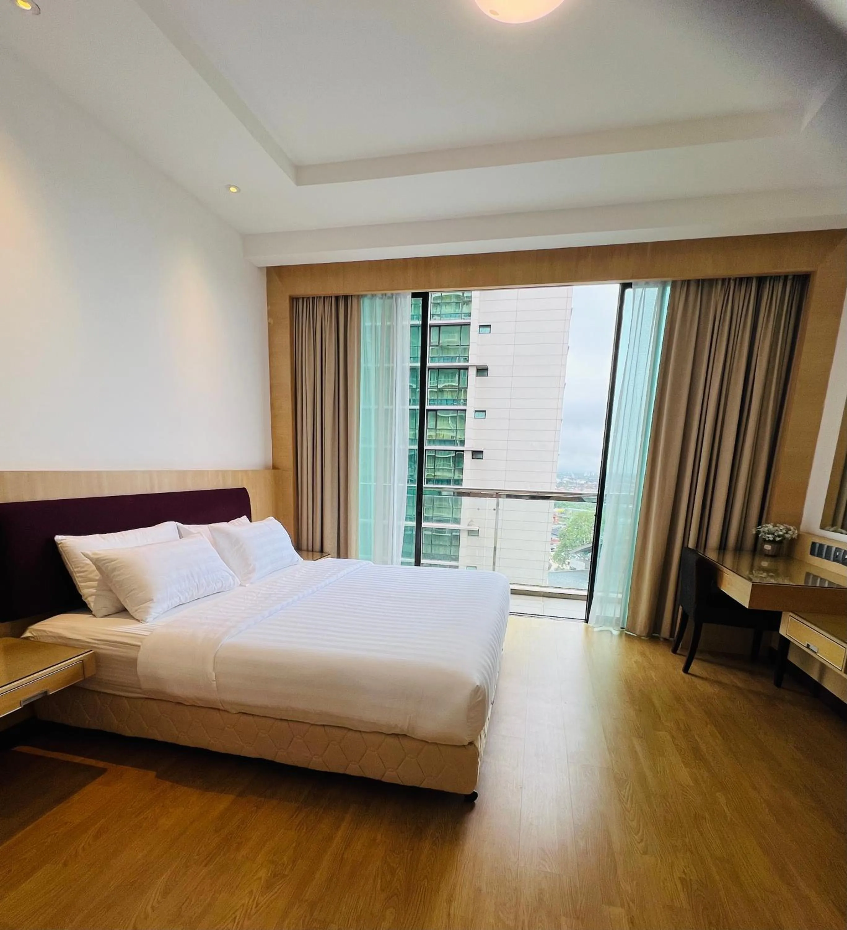 Bed in Imperial Grand Suite Apartment Kuching