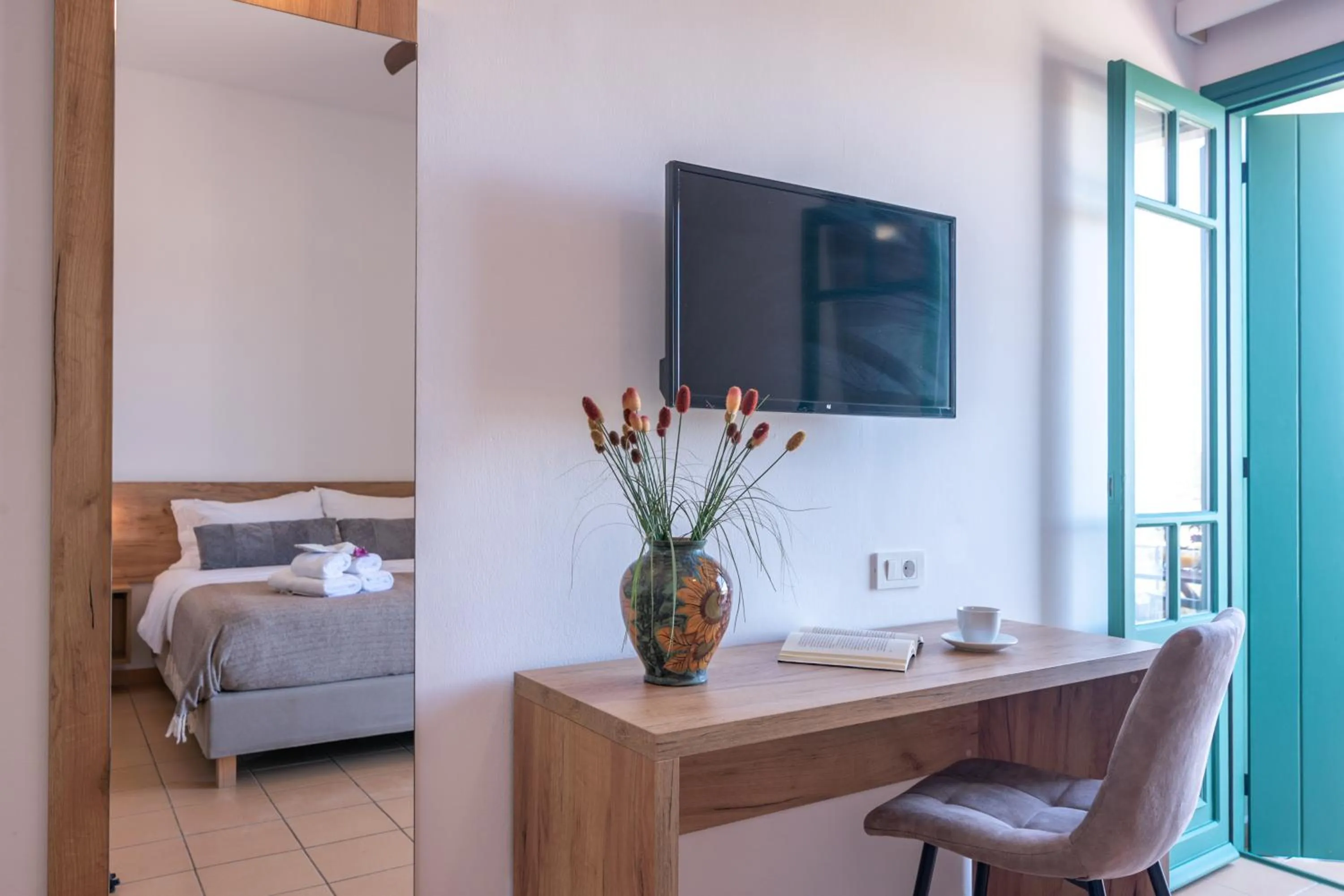 Bed in Kaliviani Traditional Hotel