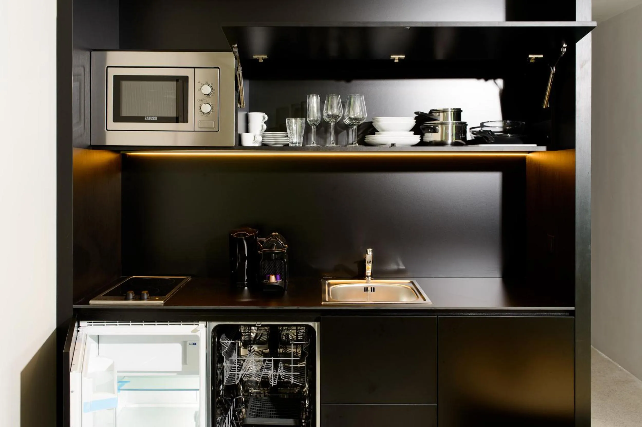 Coffee/tea facilities in Blackhome Innsbruck City East I contactless check-in