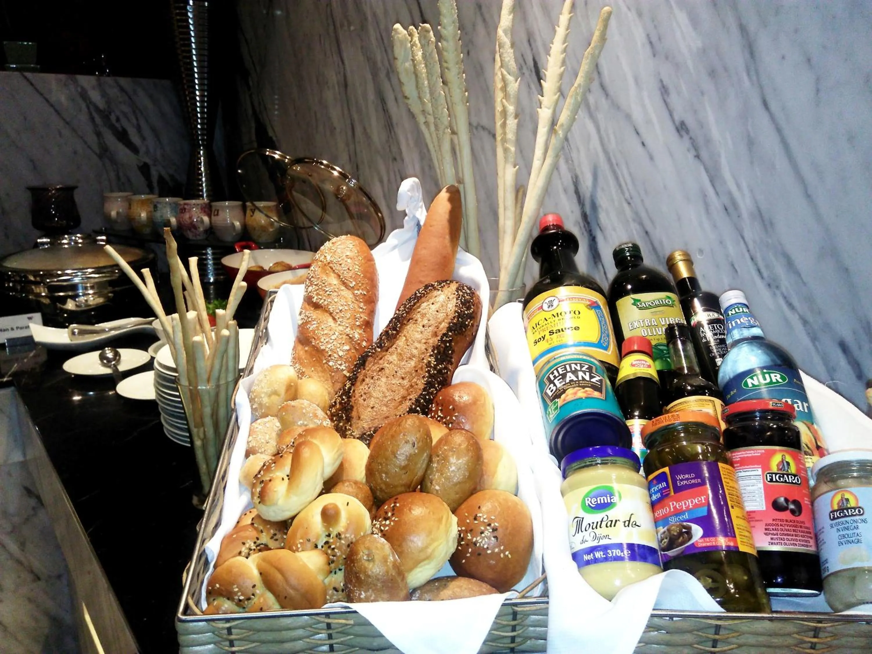 Food and drinks in THE WAY Dhaka