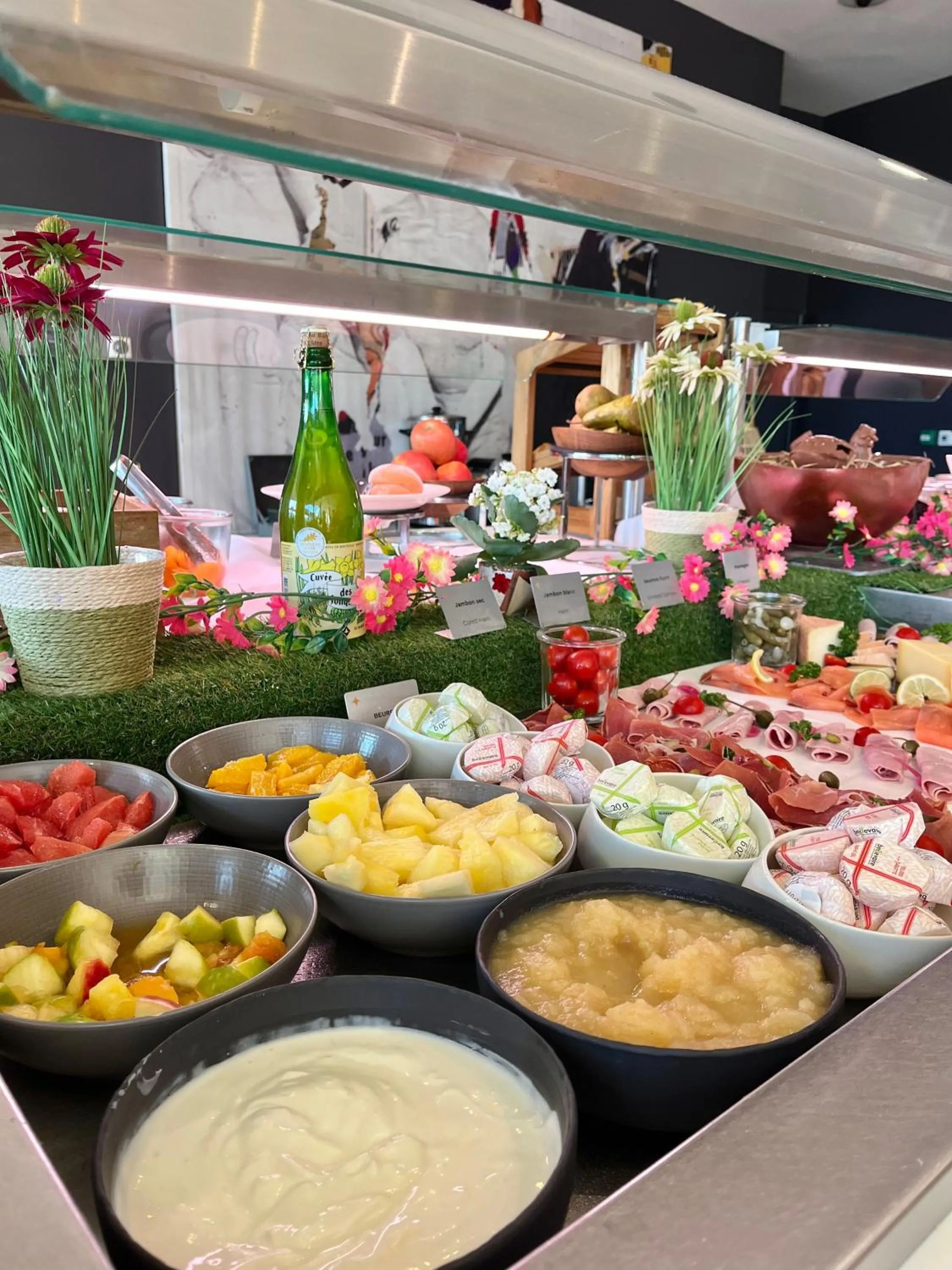 Breakfast in Hôtel Barrière Lille