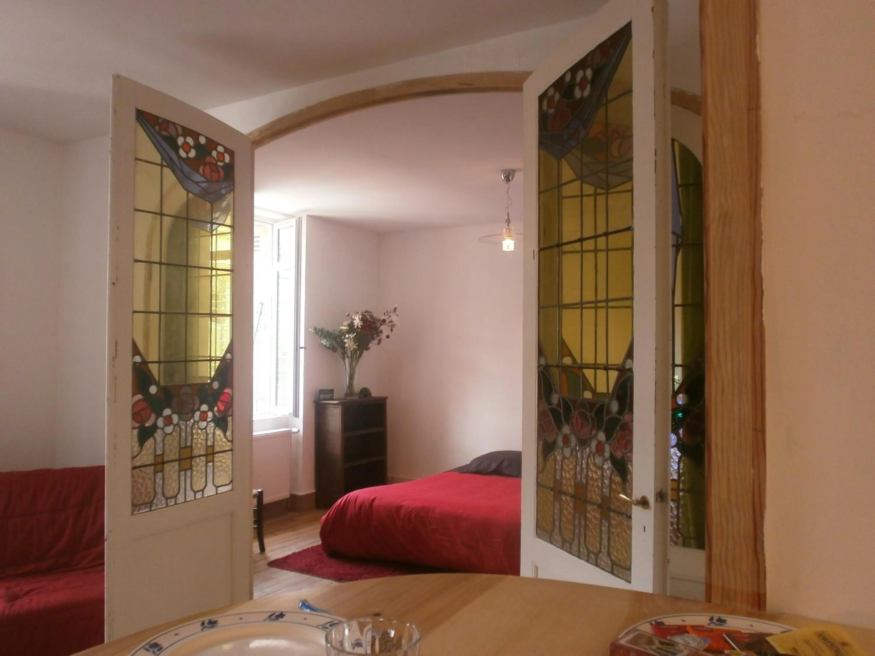 Kitchen or kitchenette, Bed in Les Bains Douches