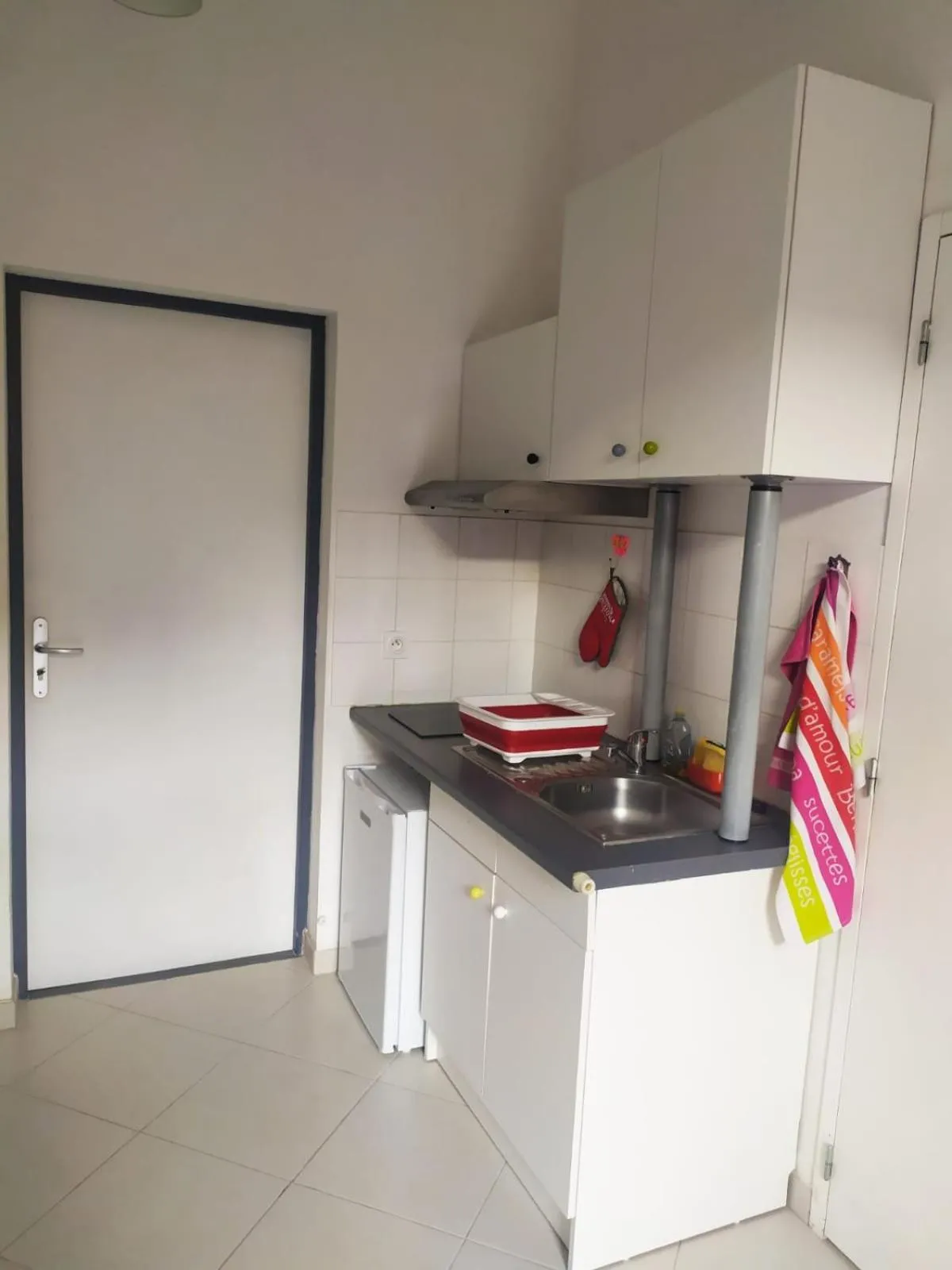 Kitchen or kitchenette in Les Bains Douches