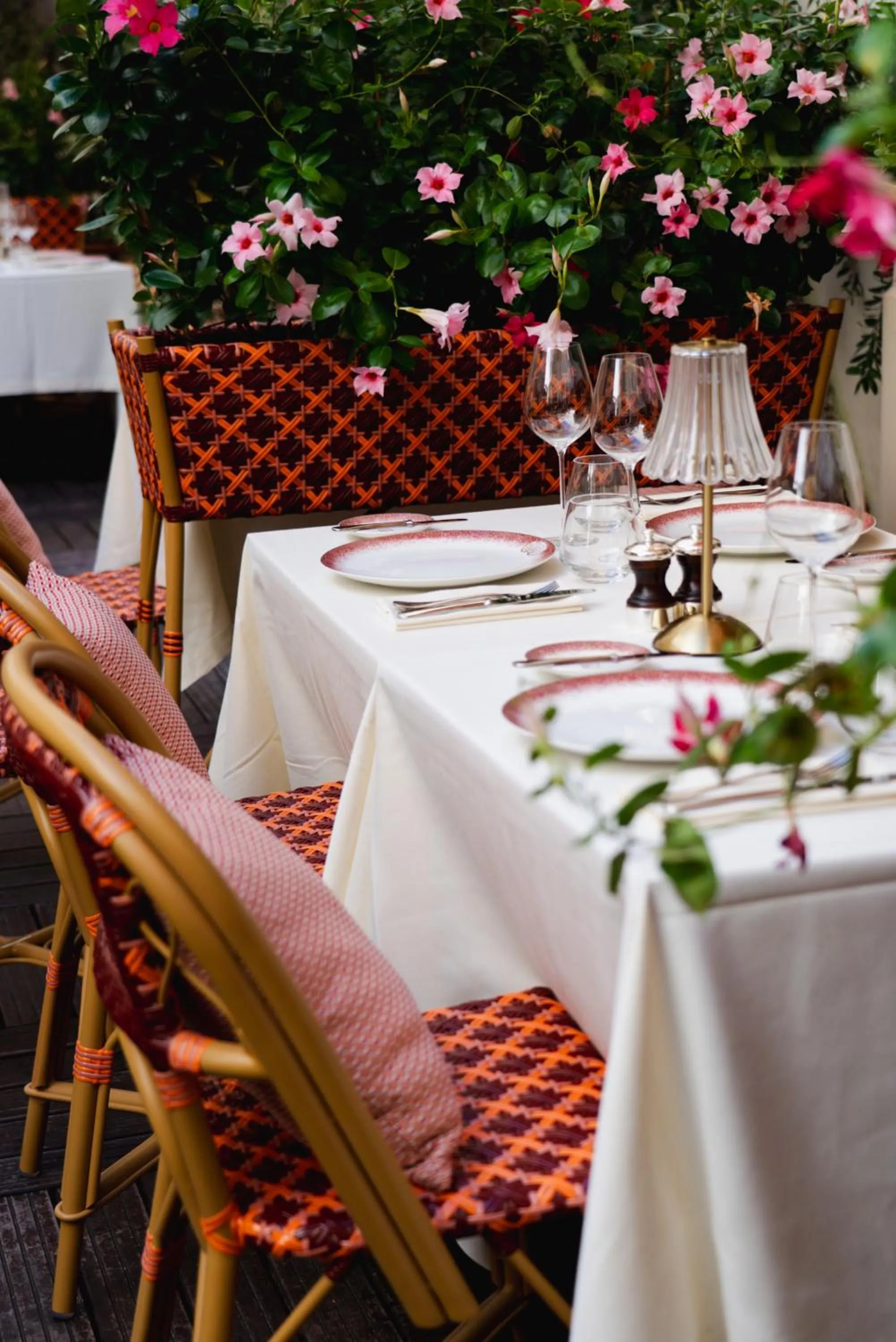 Patio in Hôtel Regina Louvre