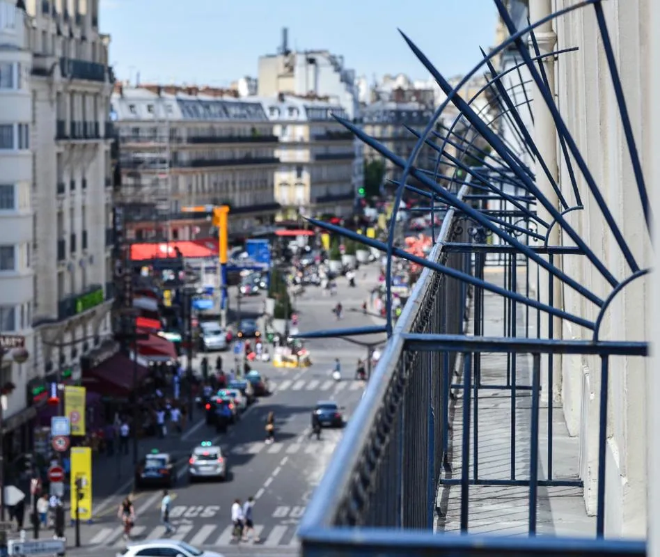 Balcony/Terrace in Hôtel Paris Nord