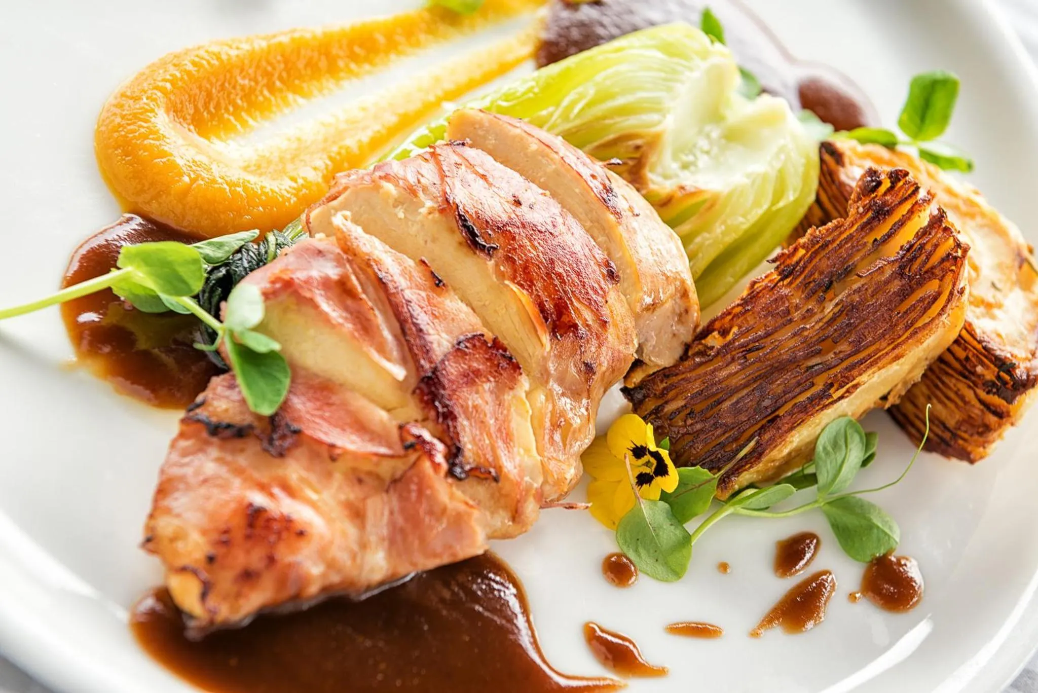 Restaurant/places to eat in Niebieski Art Hotel & Spa