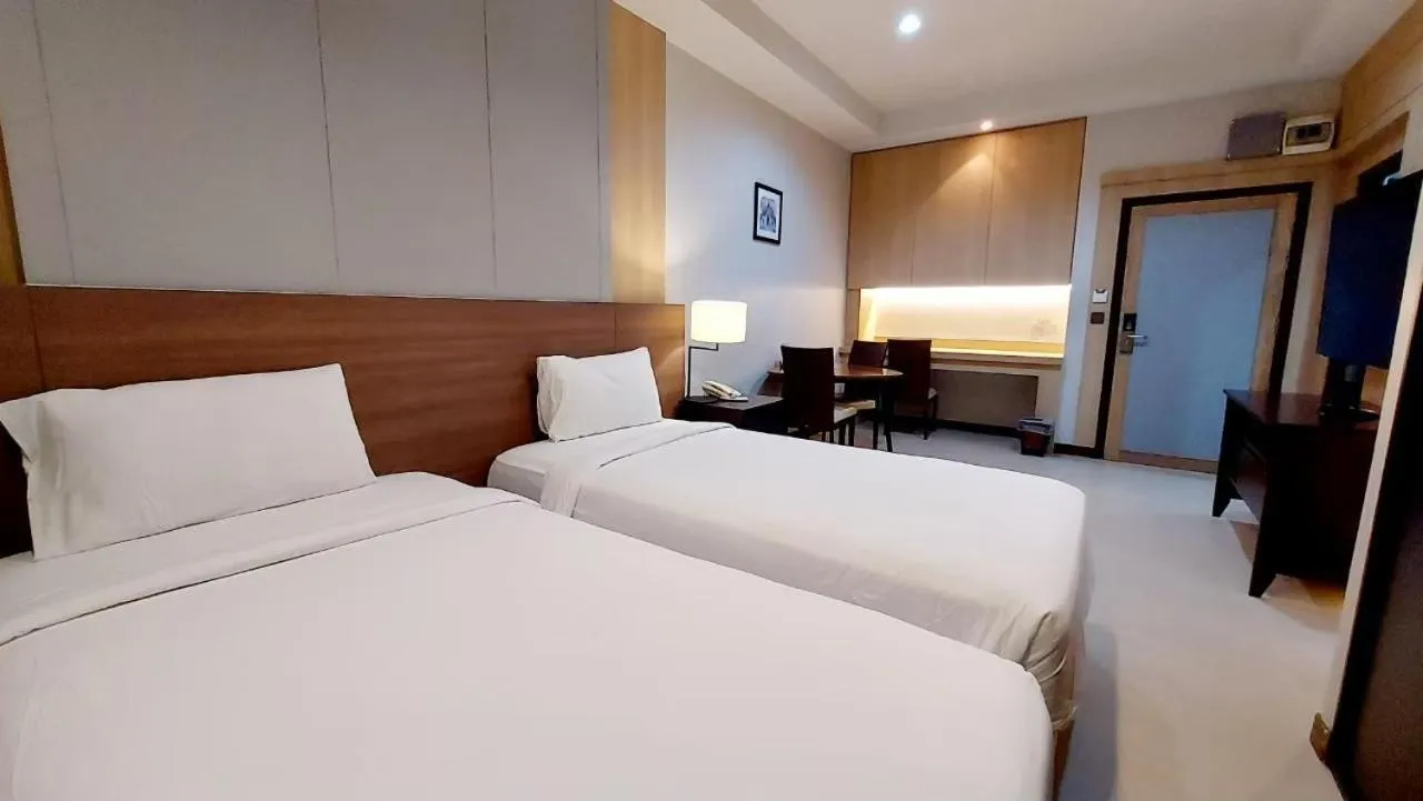 Bed in J Park Hotel - SHA Extra Plus