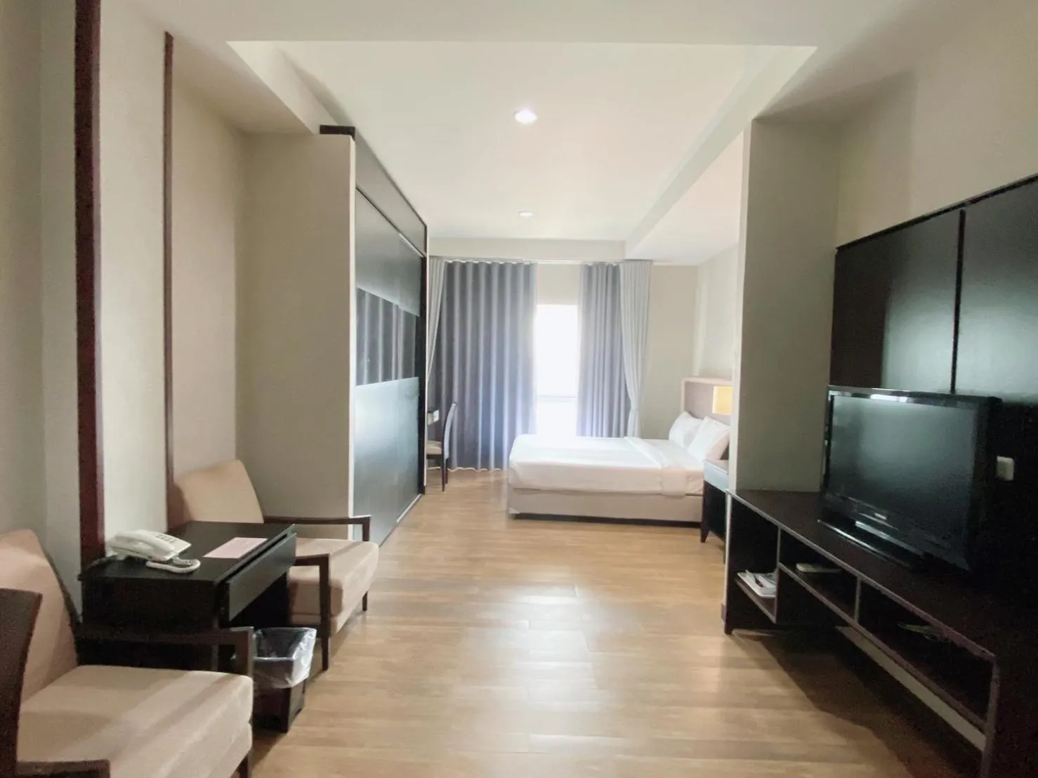 Photo of the whole room, Bed in J Park Hotel - SHA Extra Plus