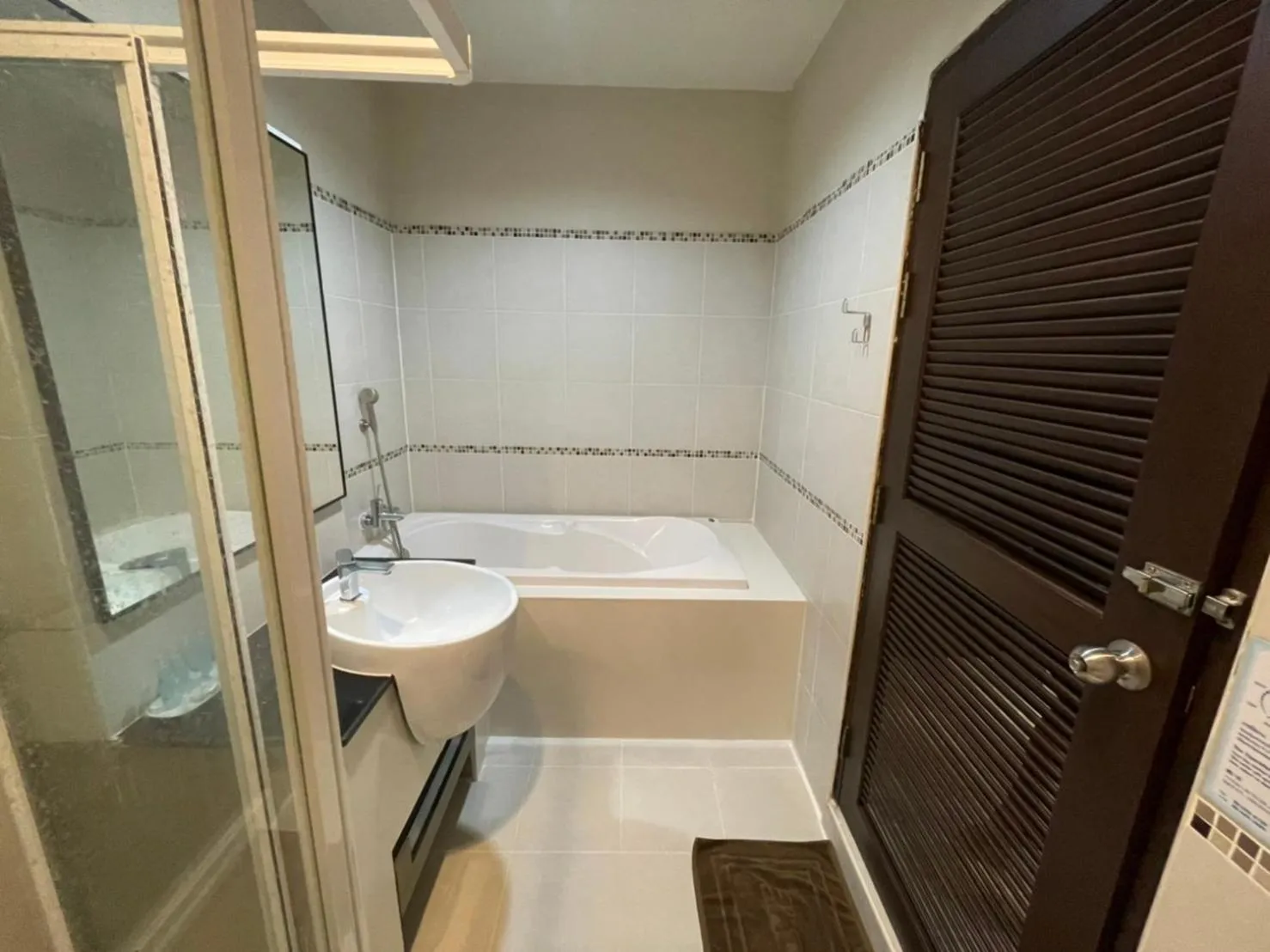 Bathroom in J Park Hotel - SHA Extra Plus