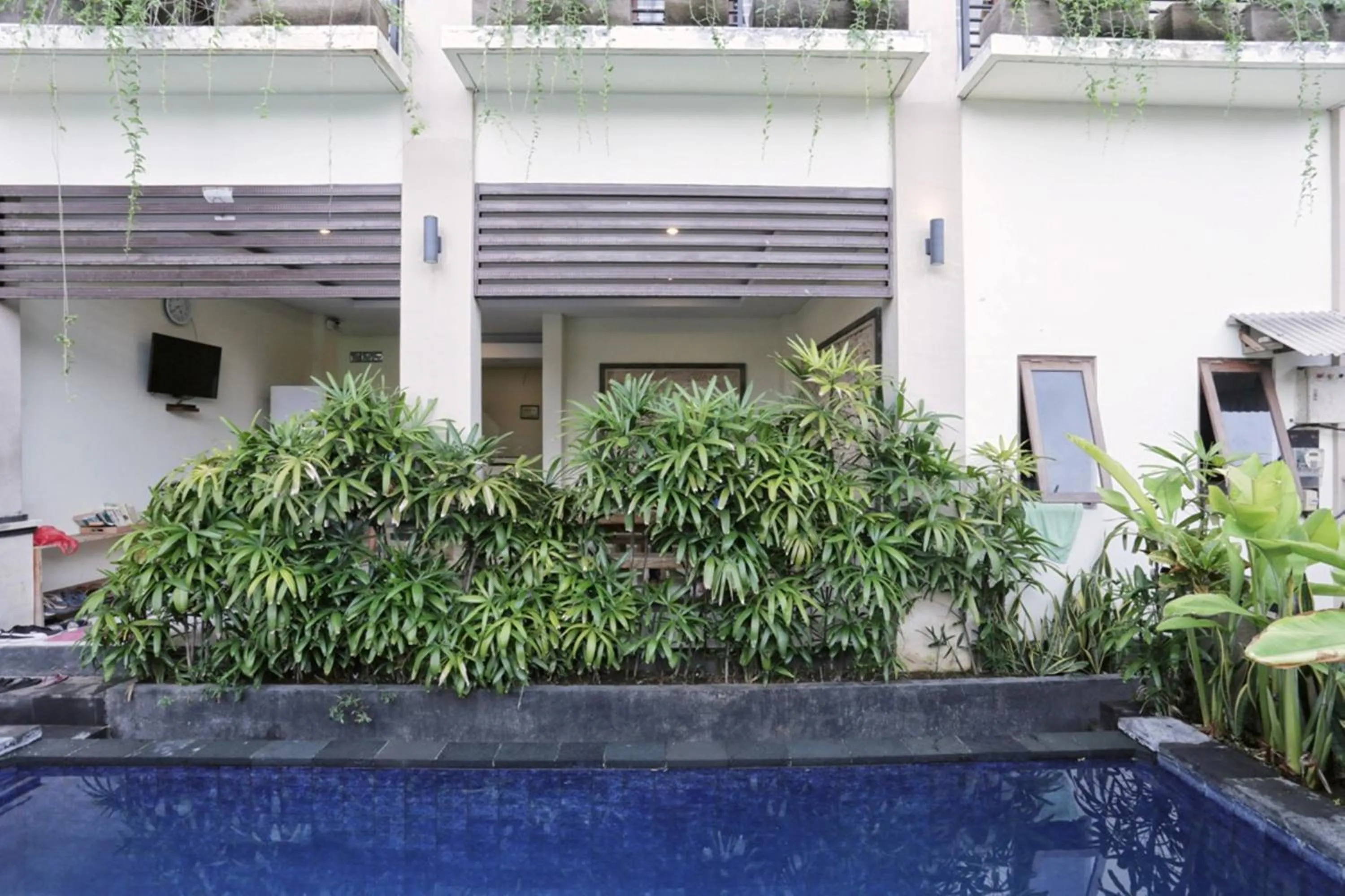 Property building in RedDoorz at Benesari 2 Legian