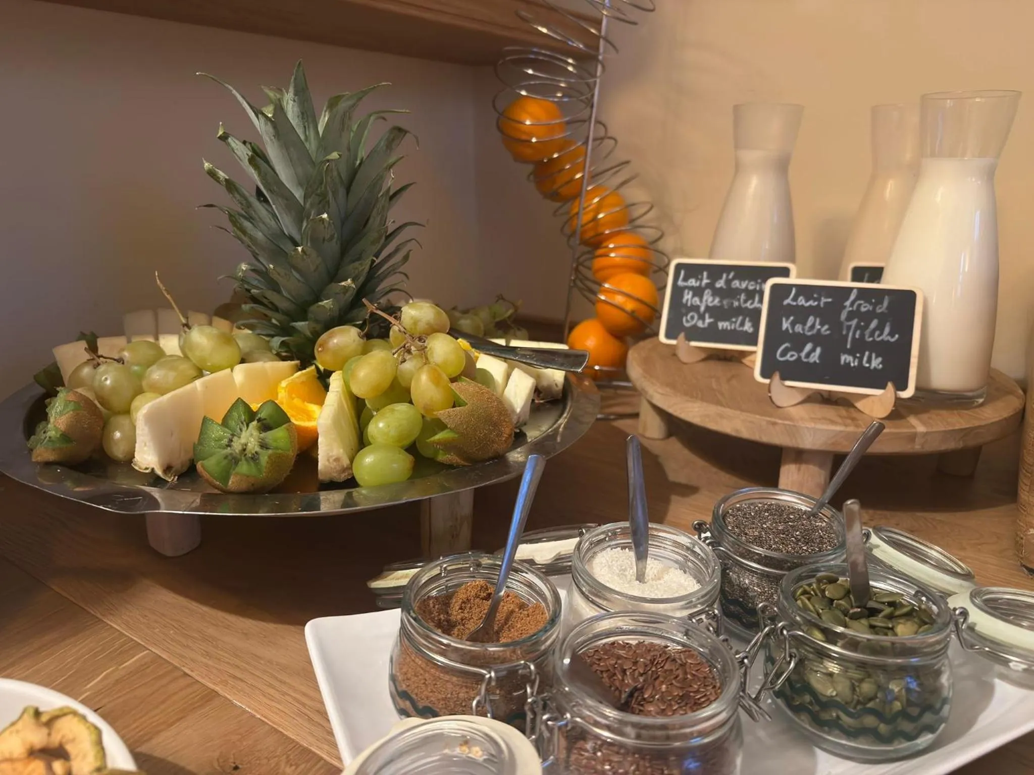 Buffet breakfast in Château de Pourtalès