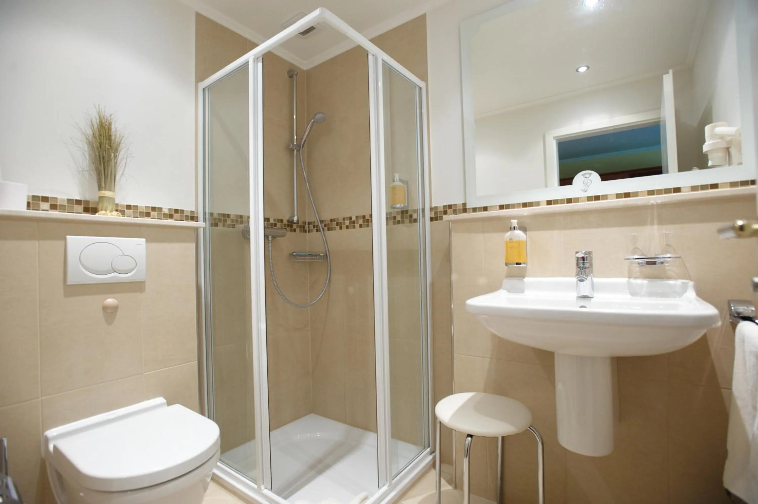 Bathroom in Château de Pourtalès