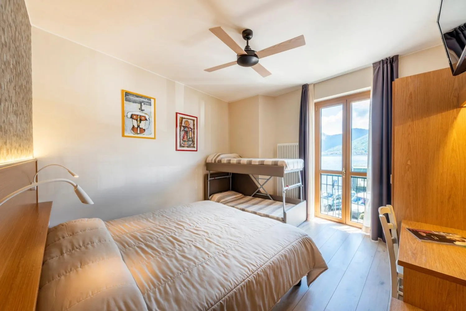 Bed in Hotel Argegno