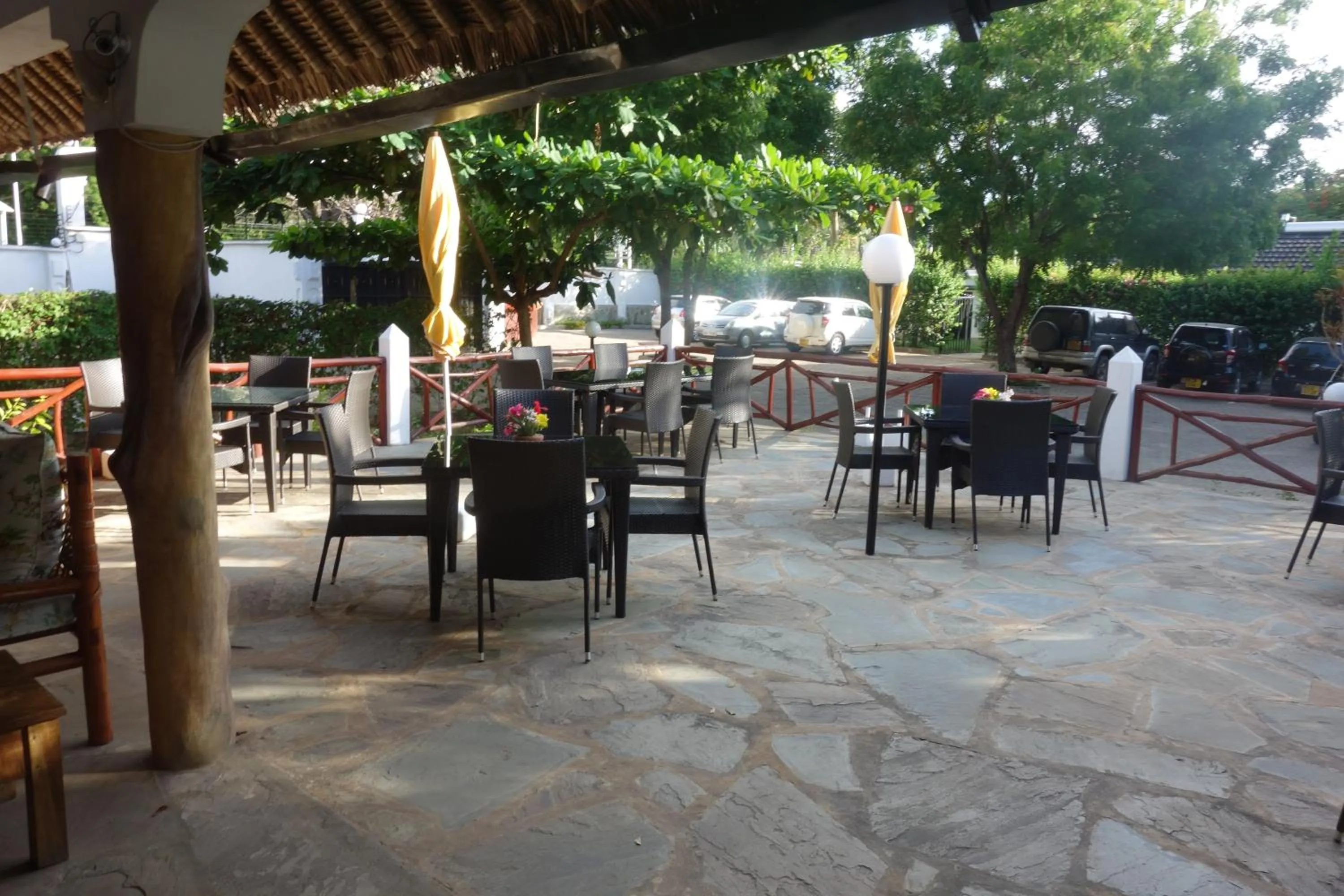 Restaurant/places to eat in Morning Star Diani
