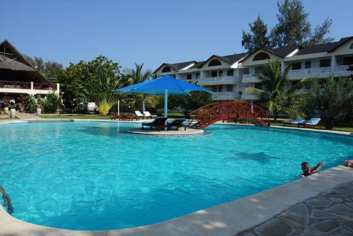 Pool view in Morning Star Diani