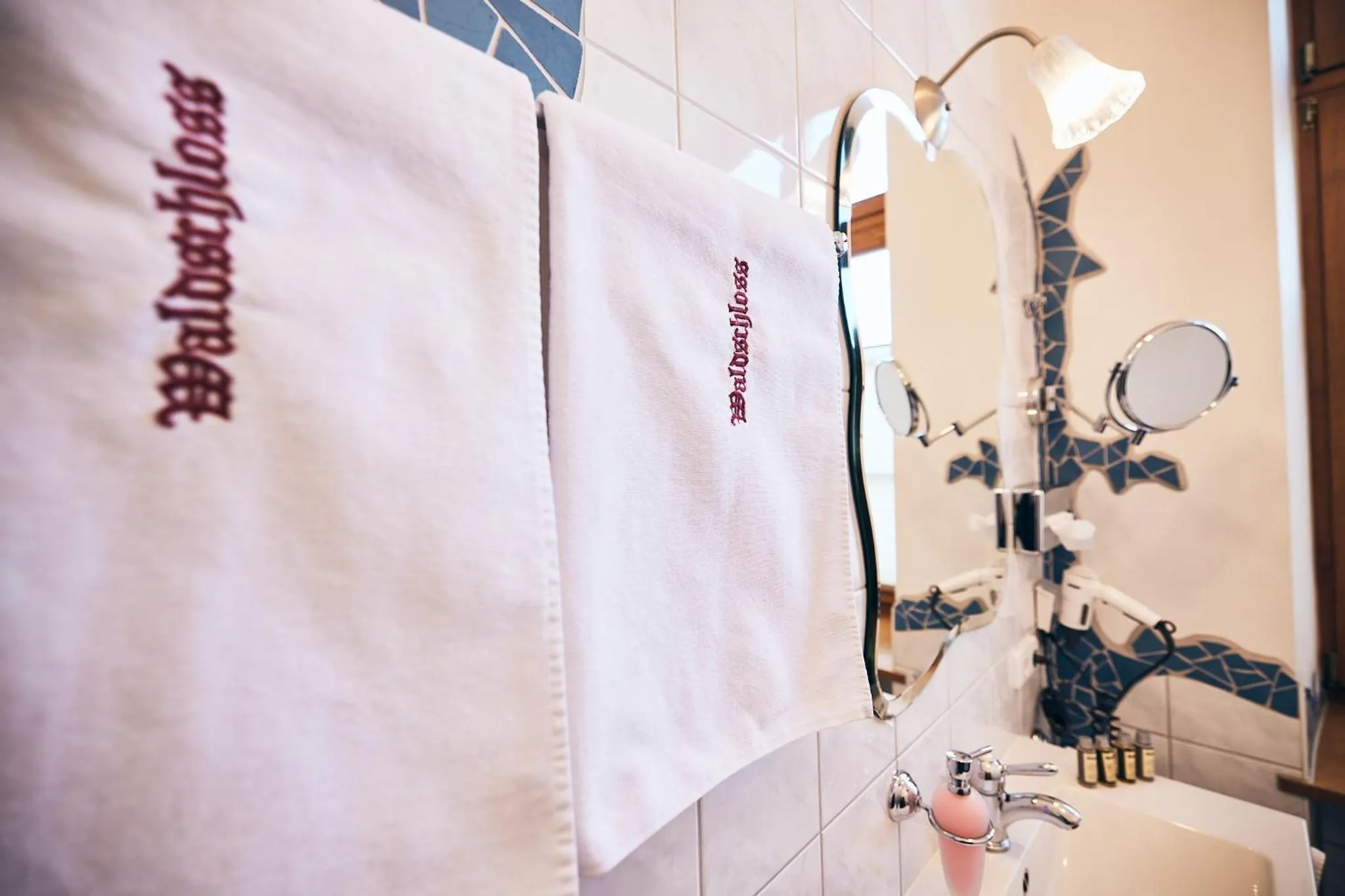 Hotel & Restaurant Waldschloss