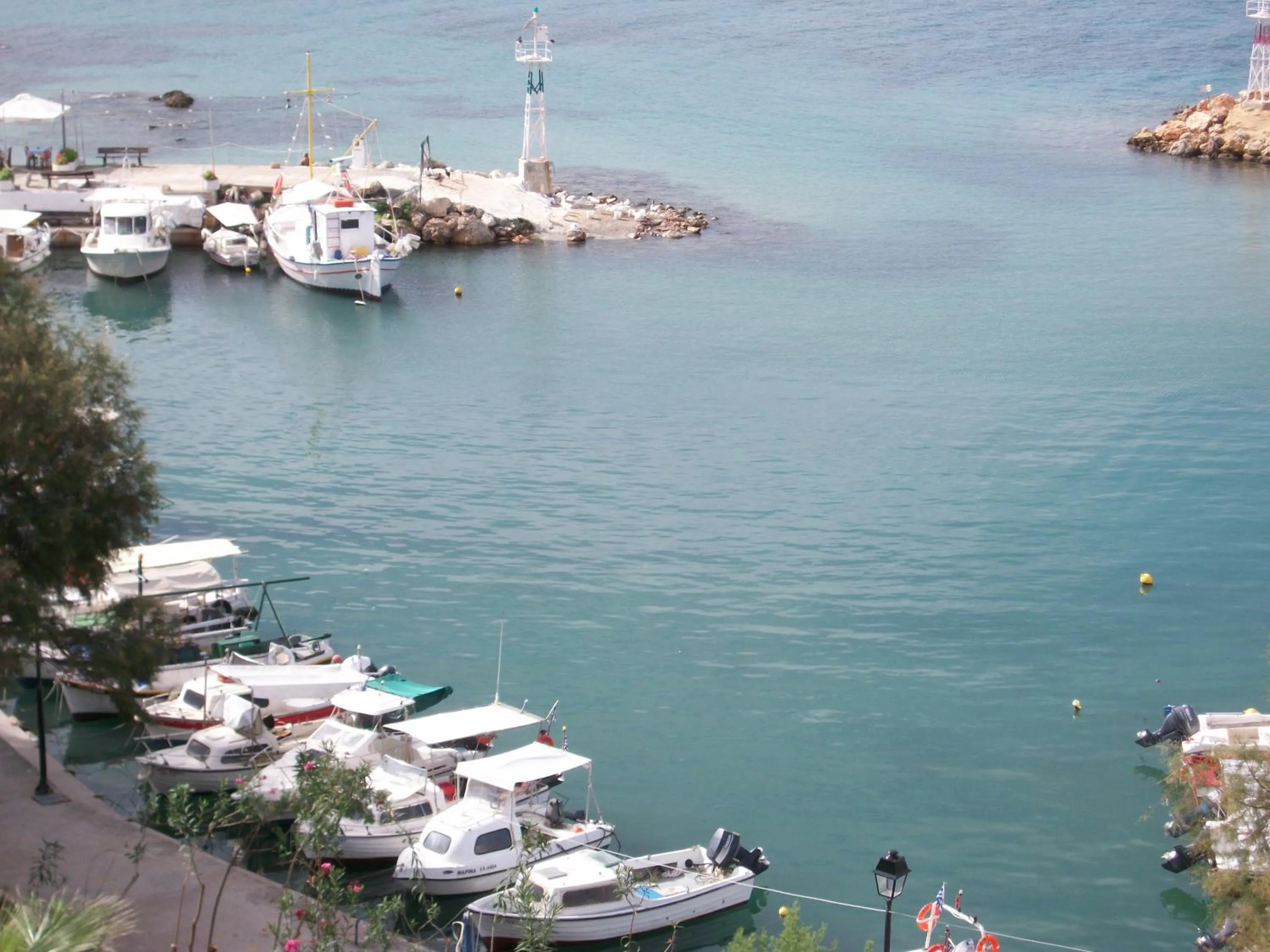 Day in Arocaria Apartments