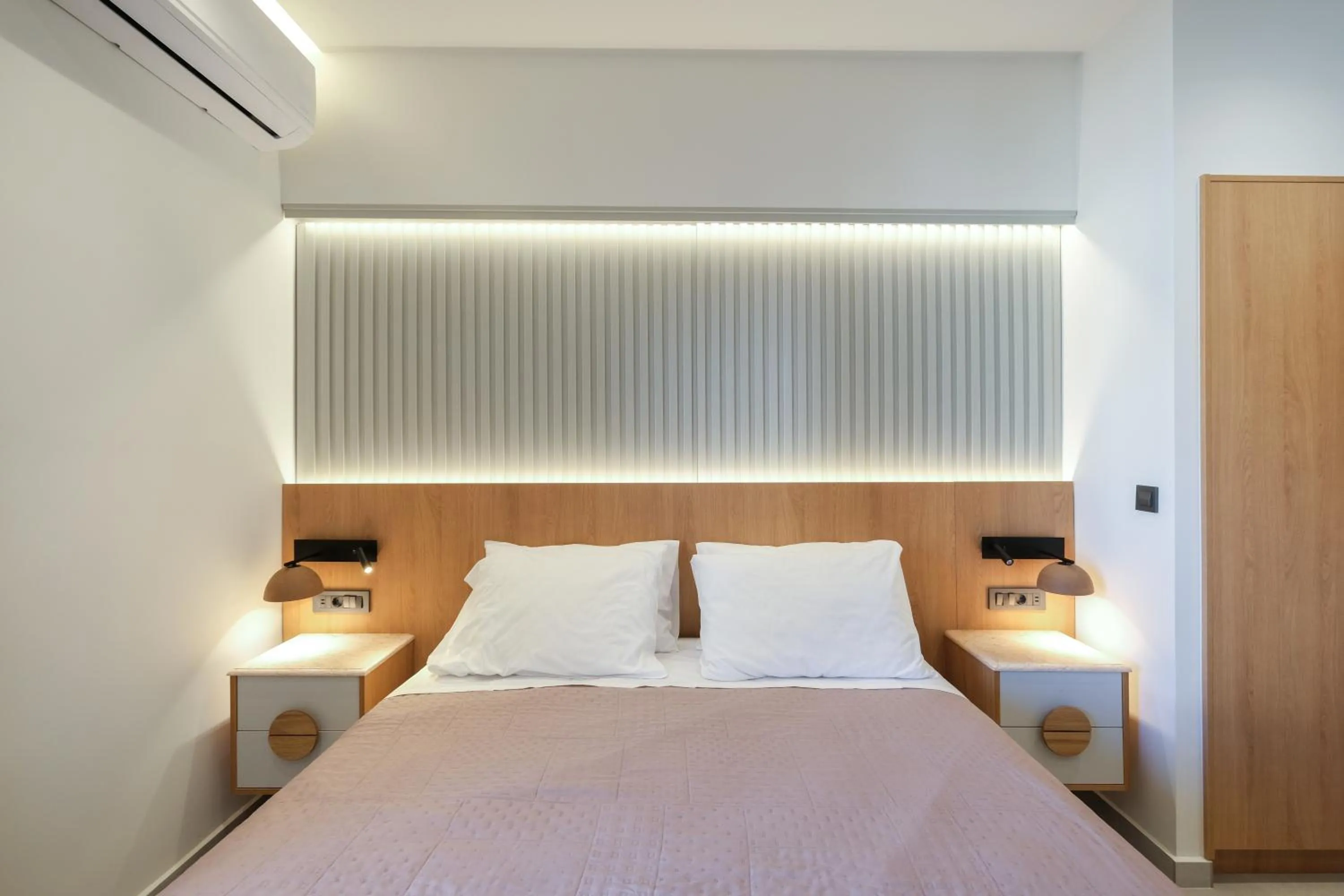 Bed in Arocaria Apartments