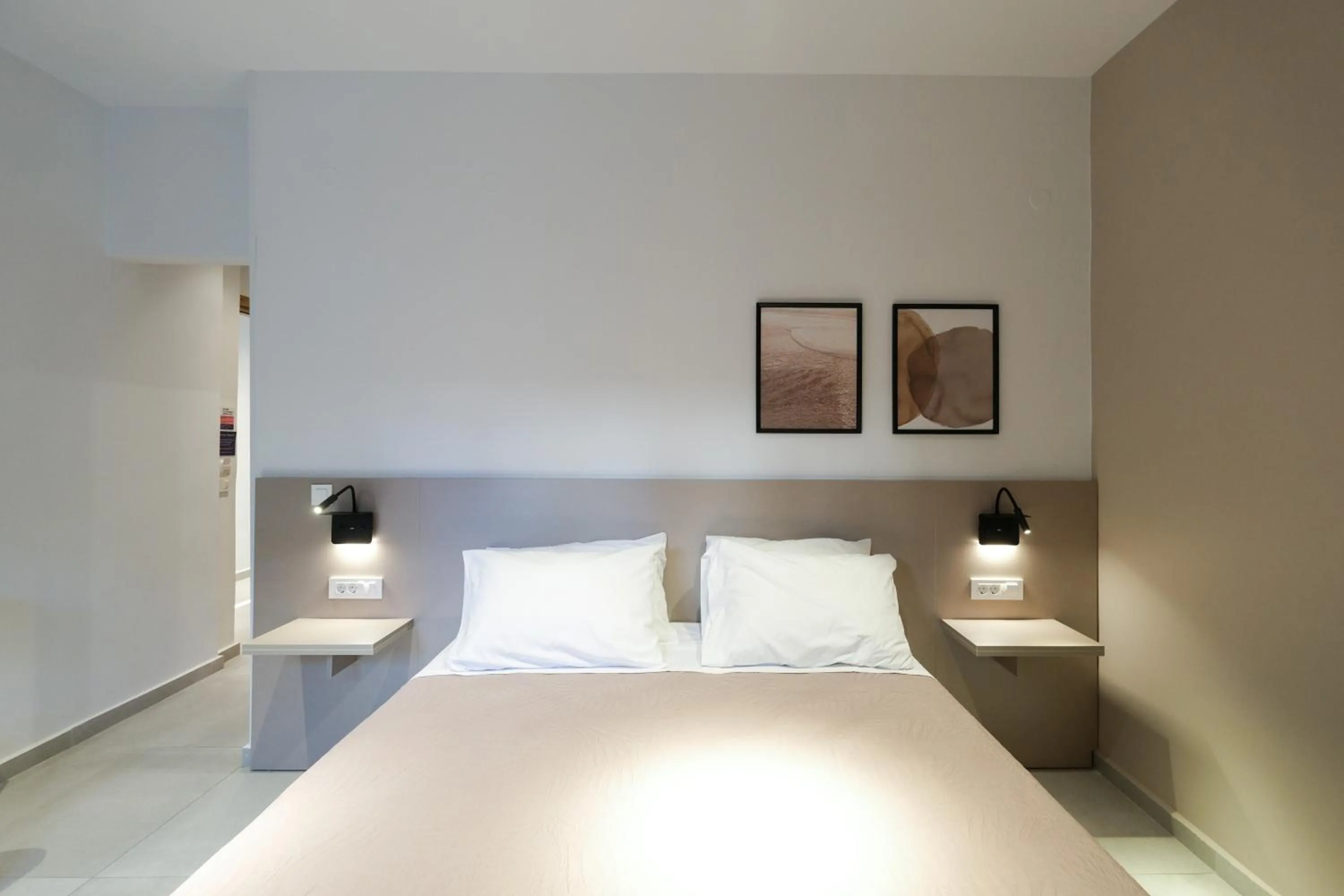 Bed in Arocaria Apartments