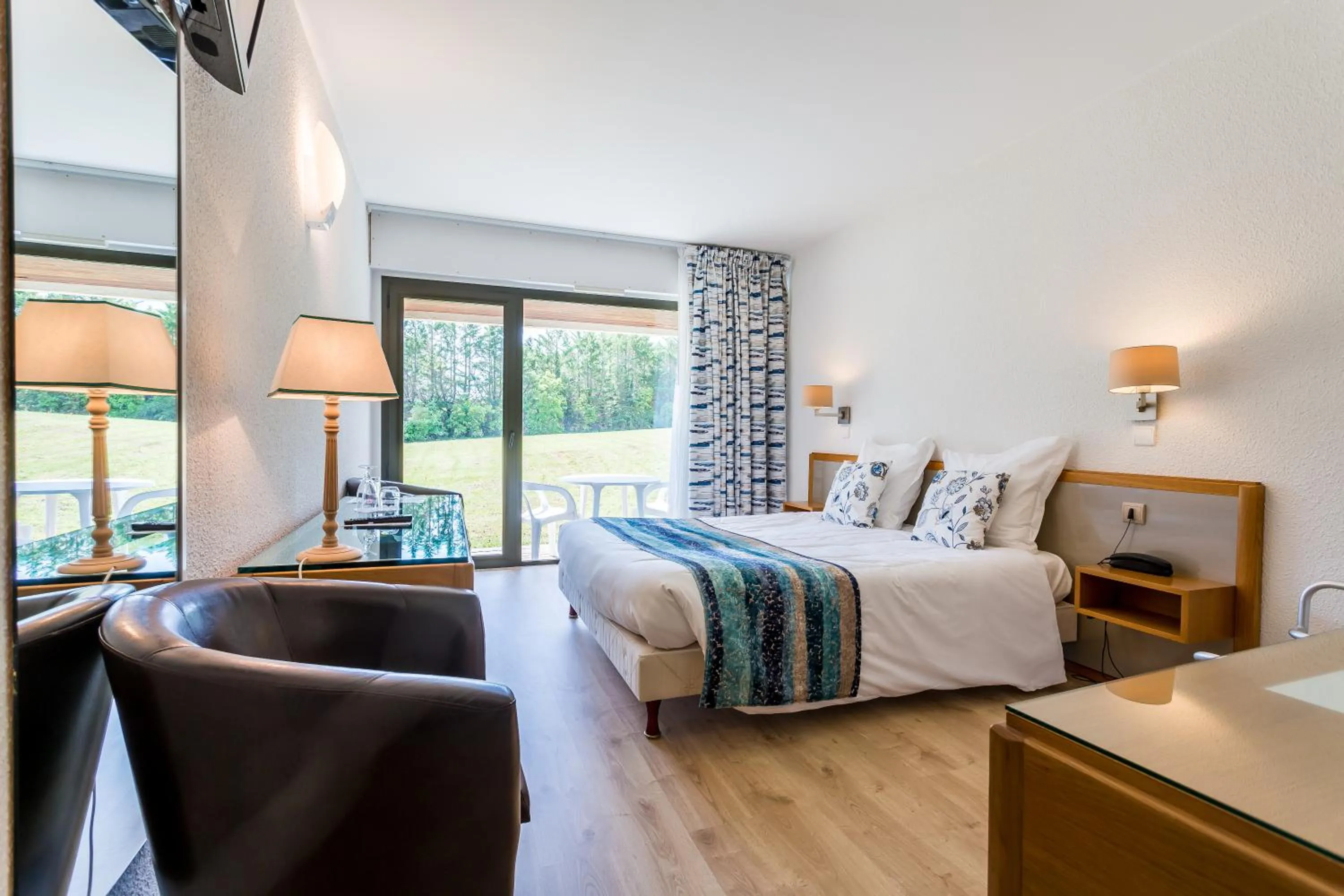 Staff in Hôtel Restaurant du Château