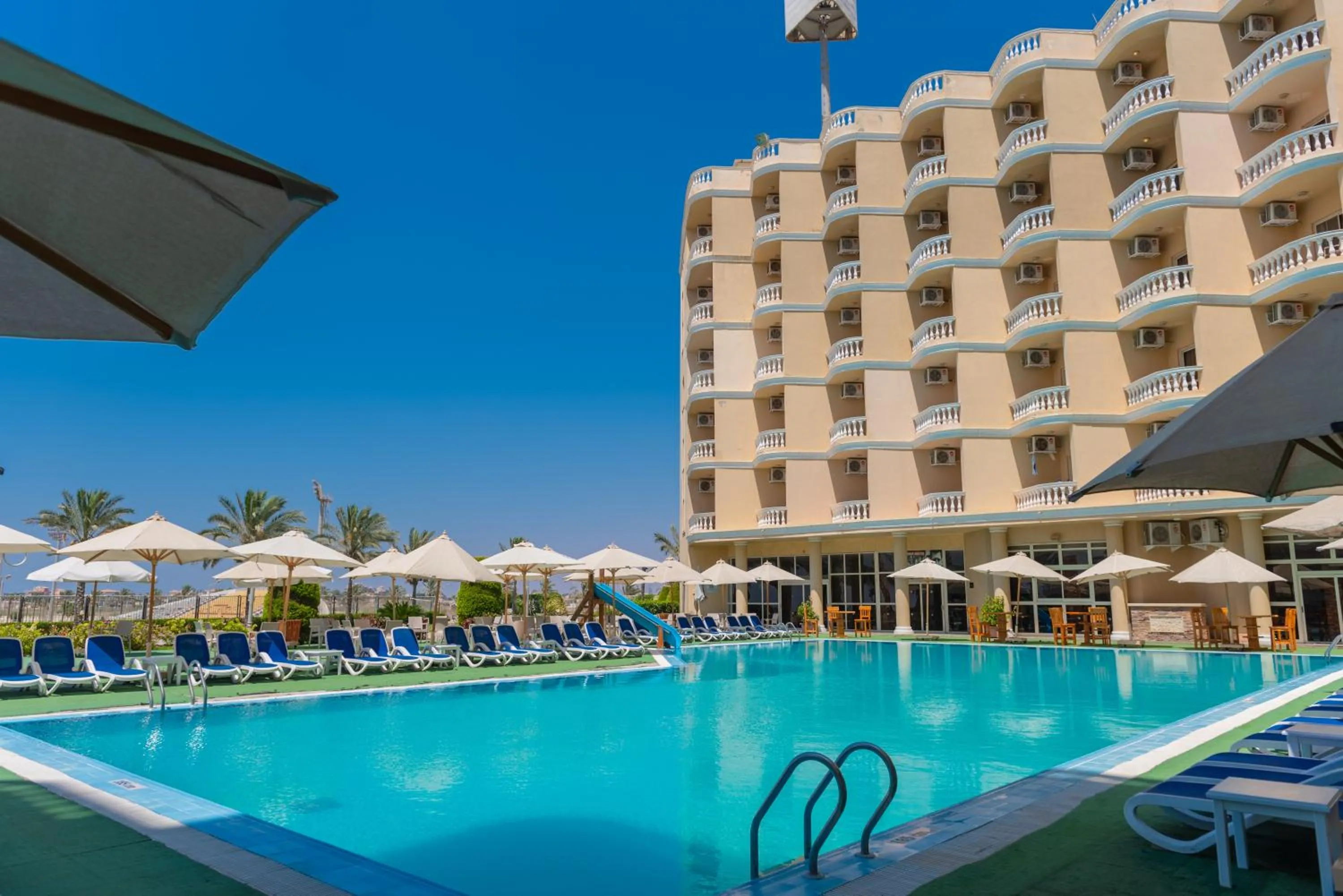 Tolip Family Club Borg El Arab