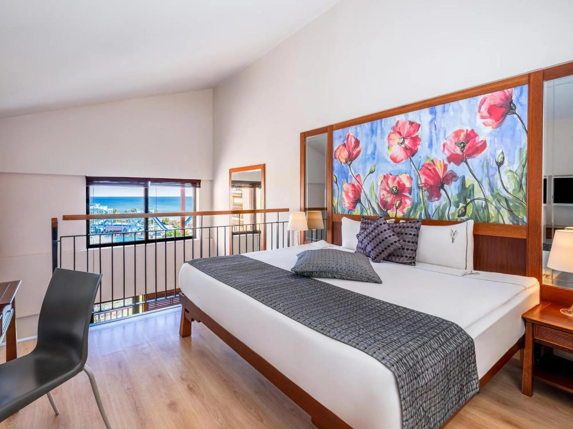 Photo of the whole room, Bed in Asteria Family Resort Belek